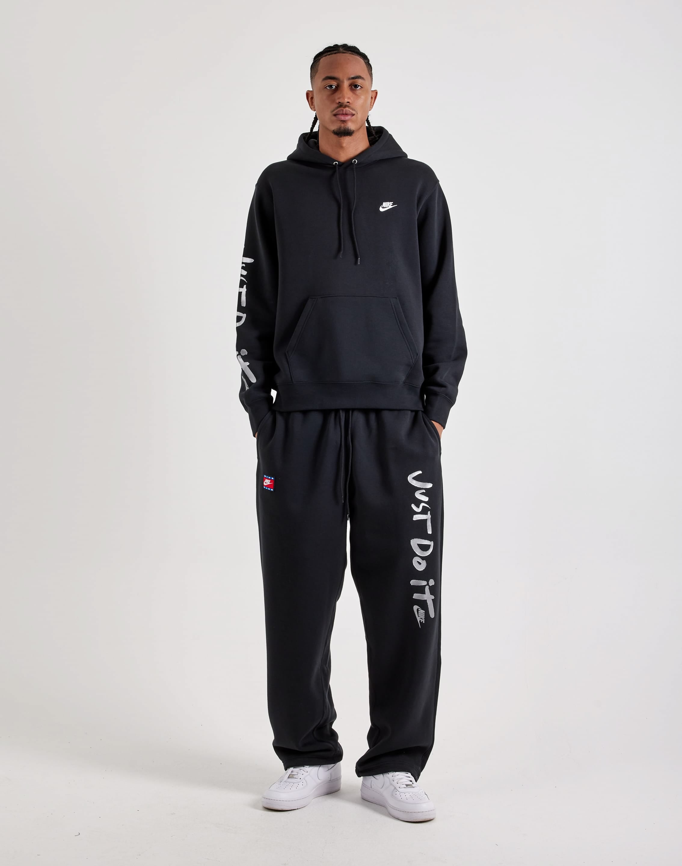 Photo of Nike Club Fleece Just Do It Pants