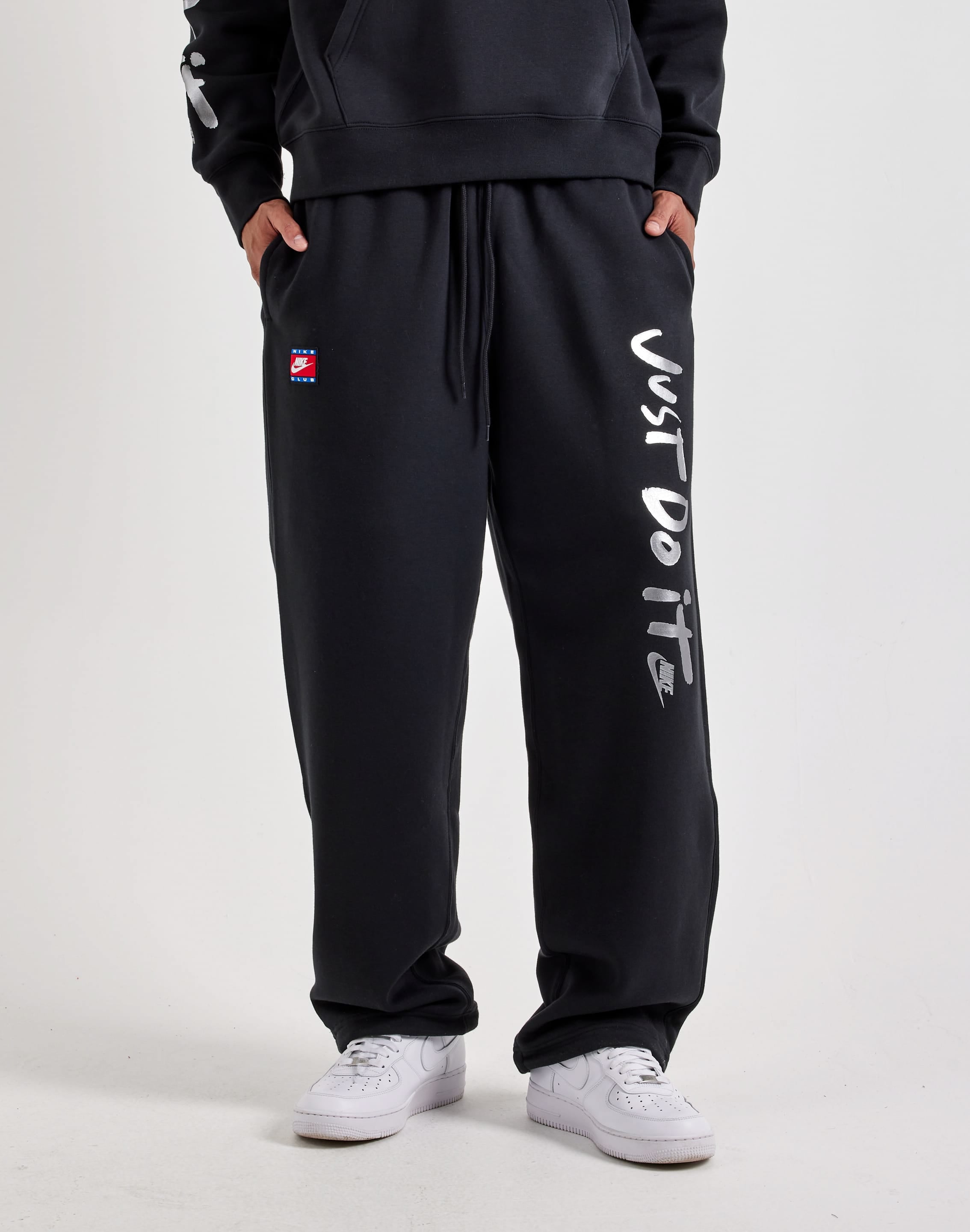 Photo of Nike Club Fleece Just Do It Pants
