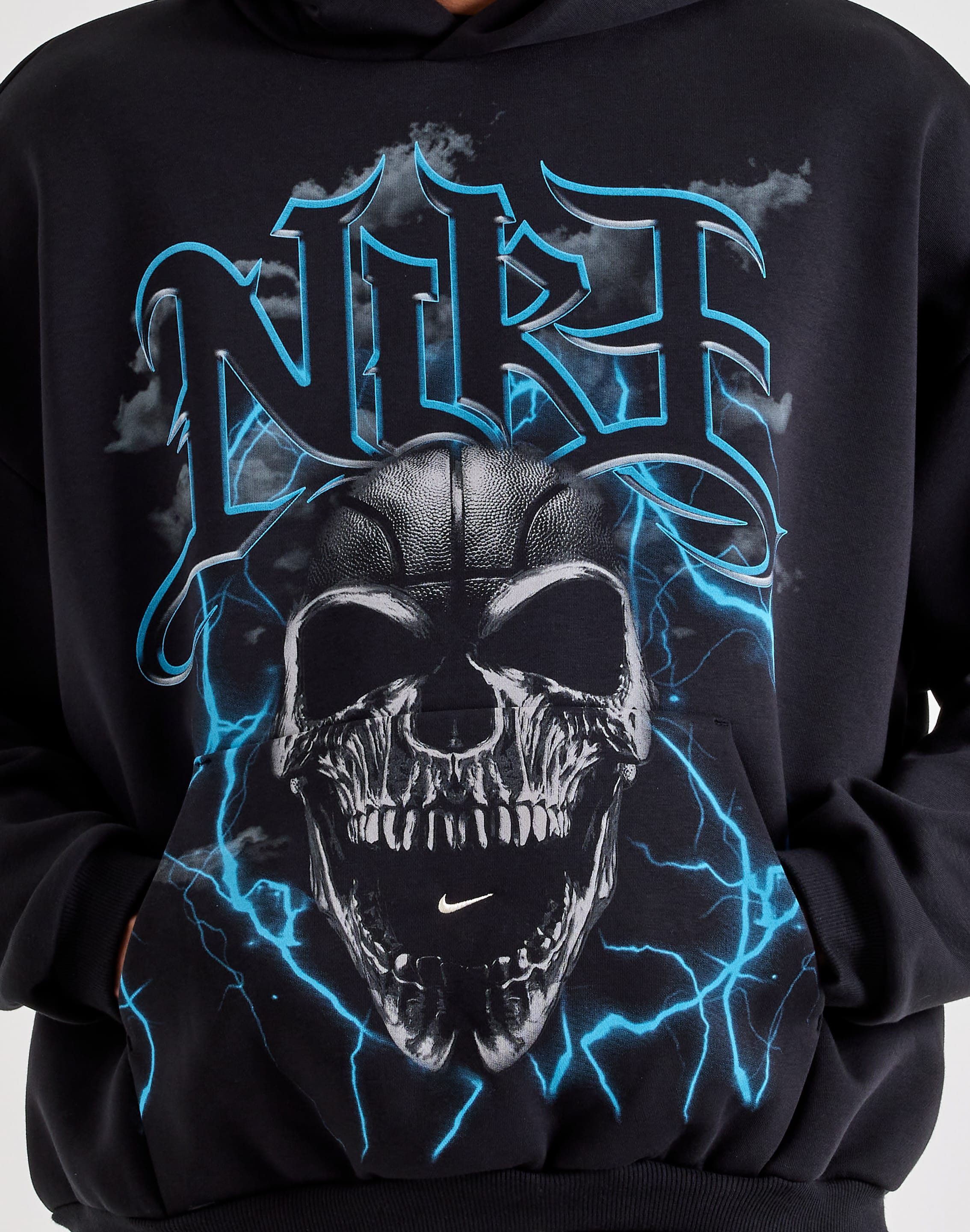 Photo of Nike Brushed Pullover Fleece Basketball Hoodie