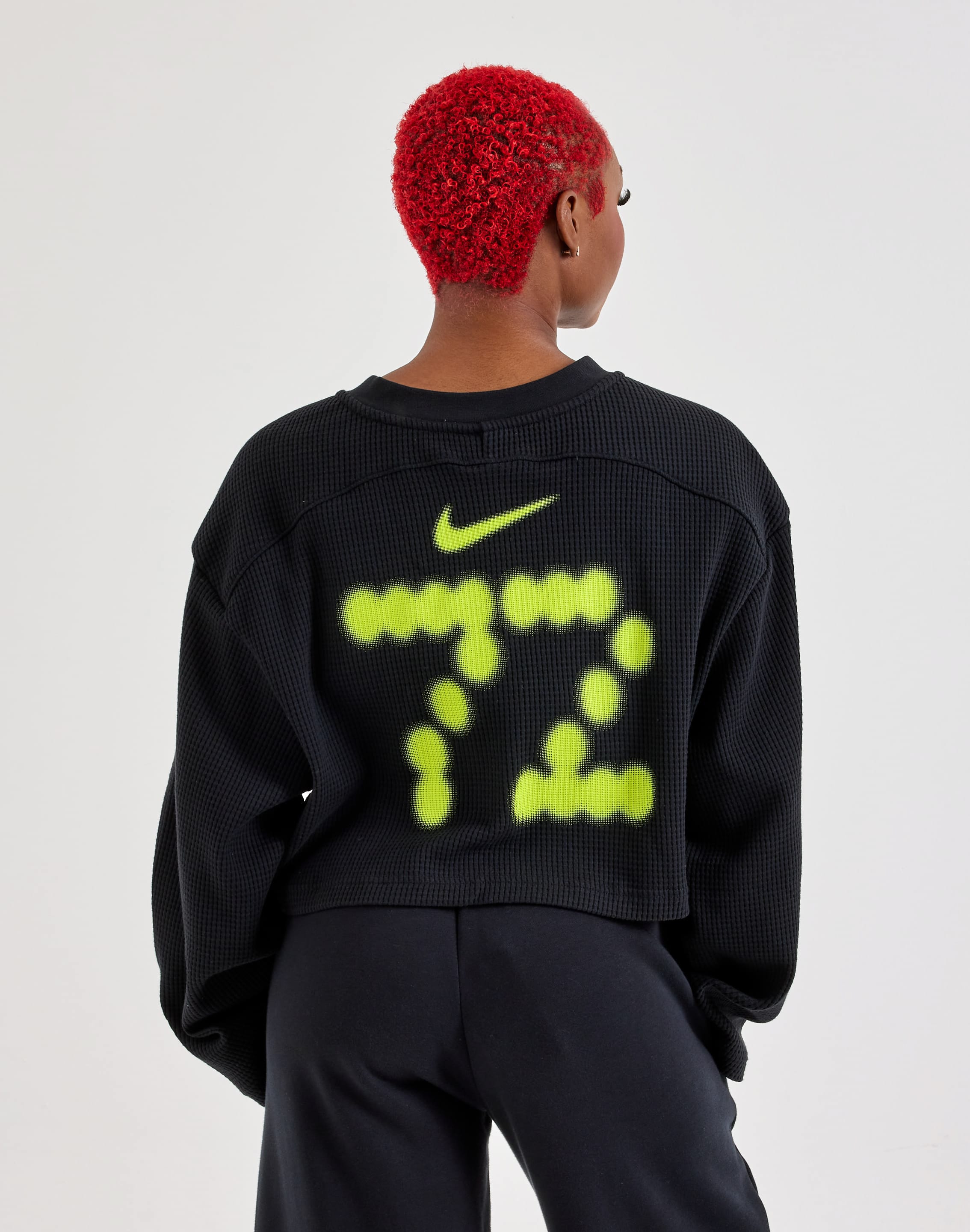 Photo of Nike Oversized Long-Sleeve Cropped Jersey