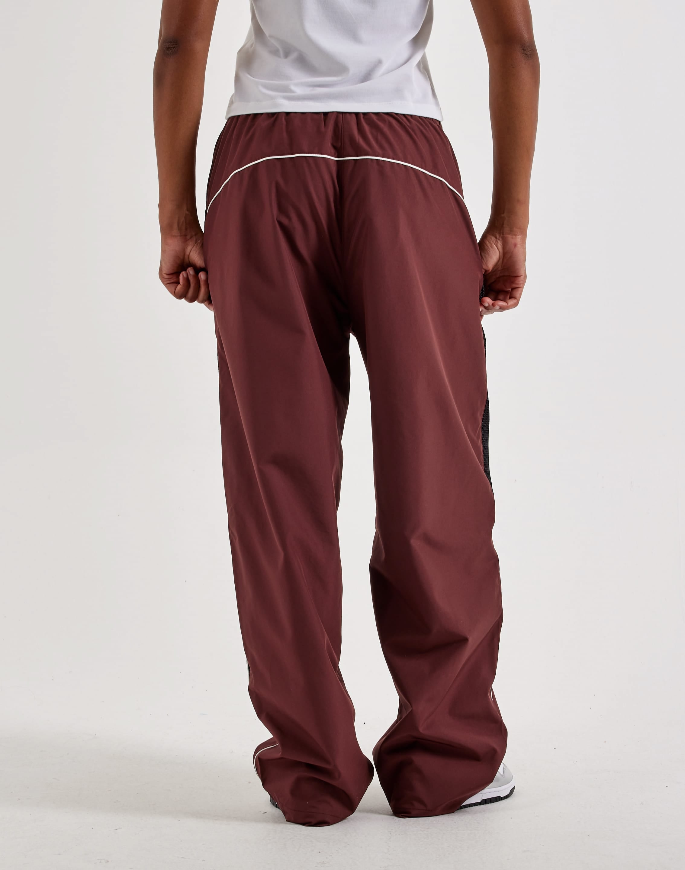 Nike Sportswear High-Rise Loose Track Pants, image 3 of 4
