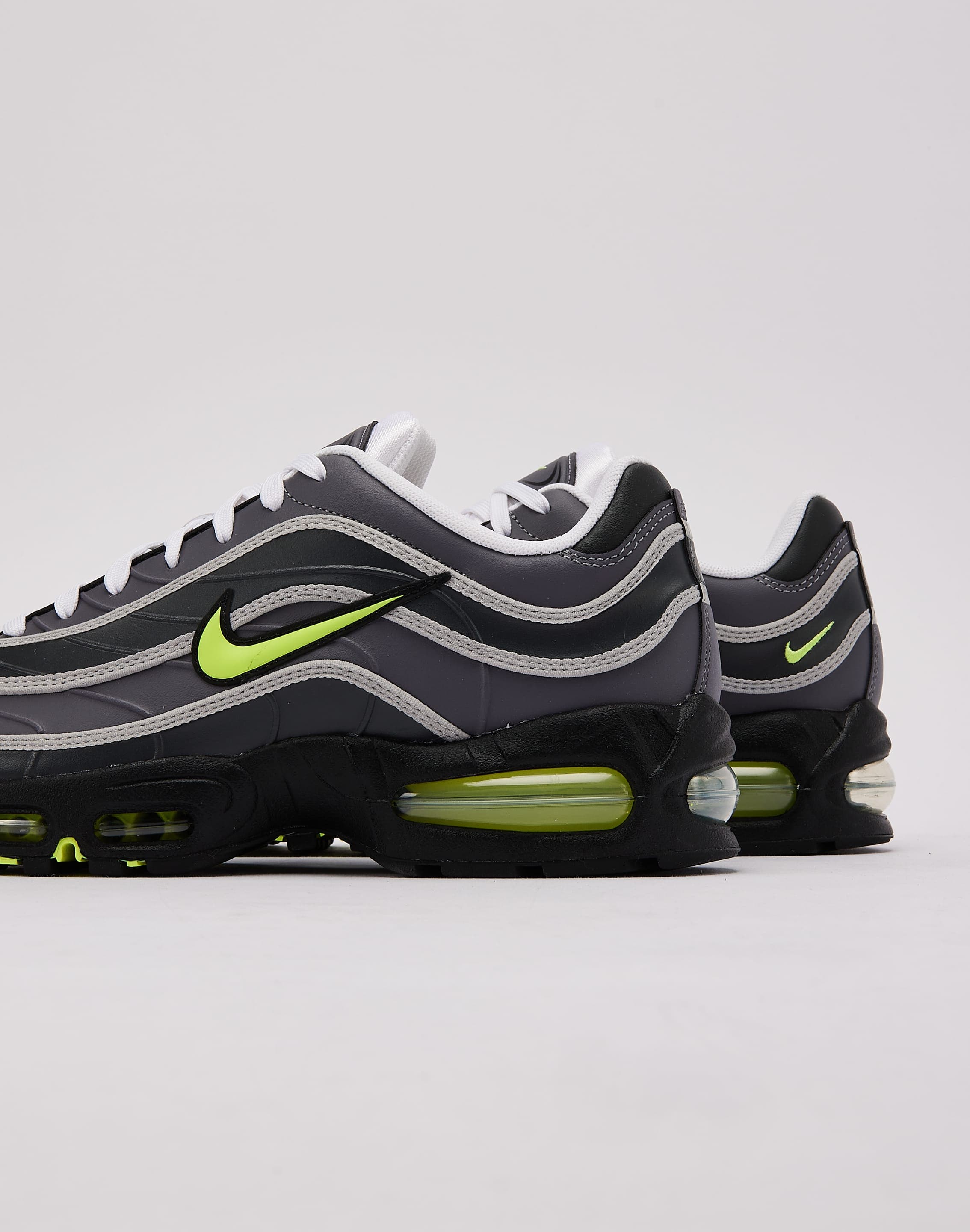 Photo of Nike Air Max Joga Bonito