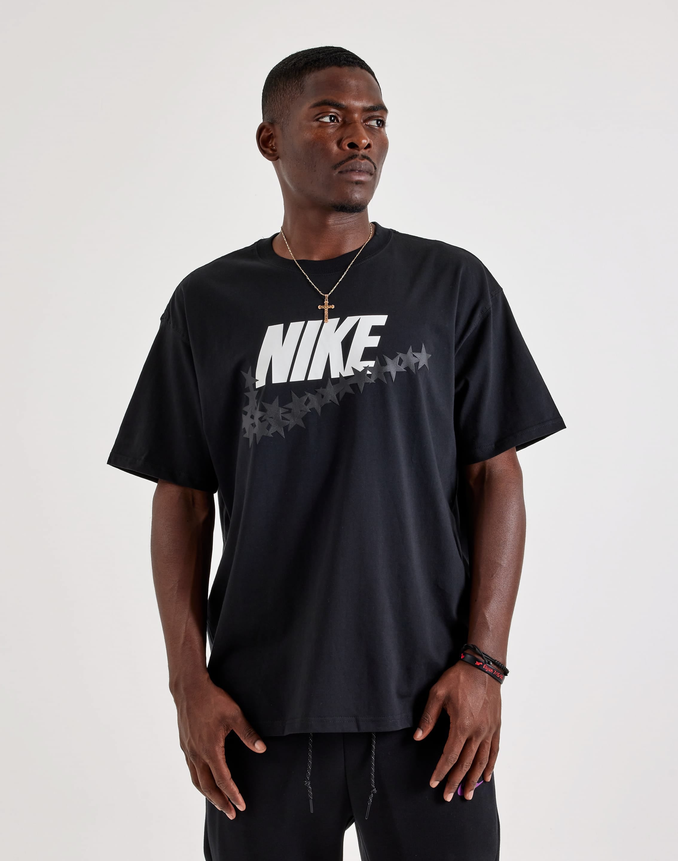 Photo of Nike Star Applique Swoosh Tee