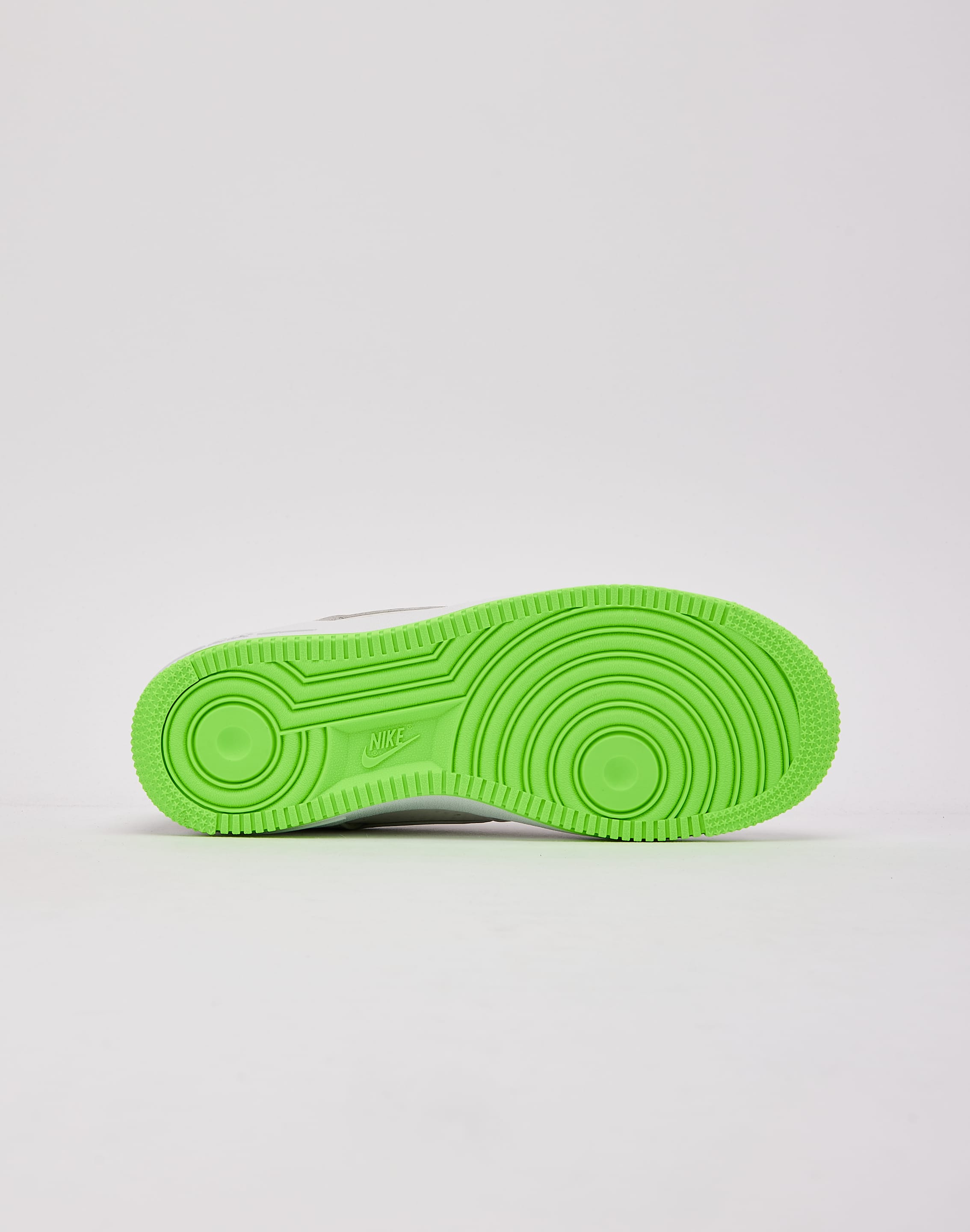 Nike Kobe Bryant Air Force 1 Low 'Electric Green' Grade-School, image 4 of 6
