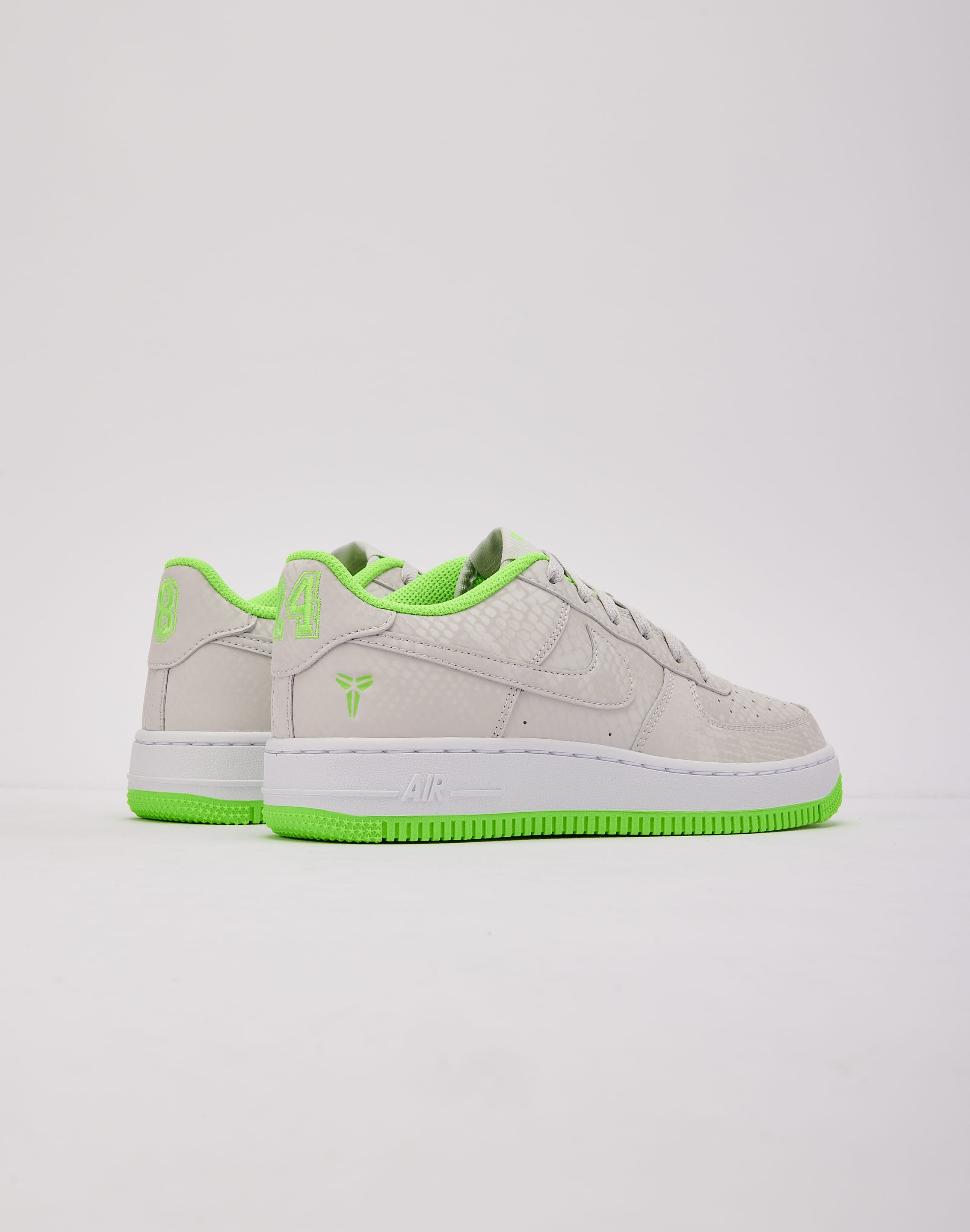 Nike Kobe Bryant Air Force 1 Low 'Electric Green' Grade-School, image 3 of 6