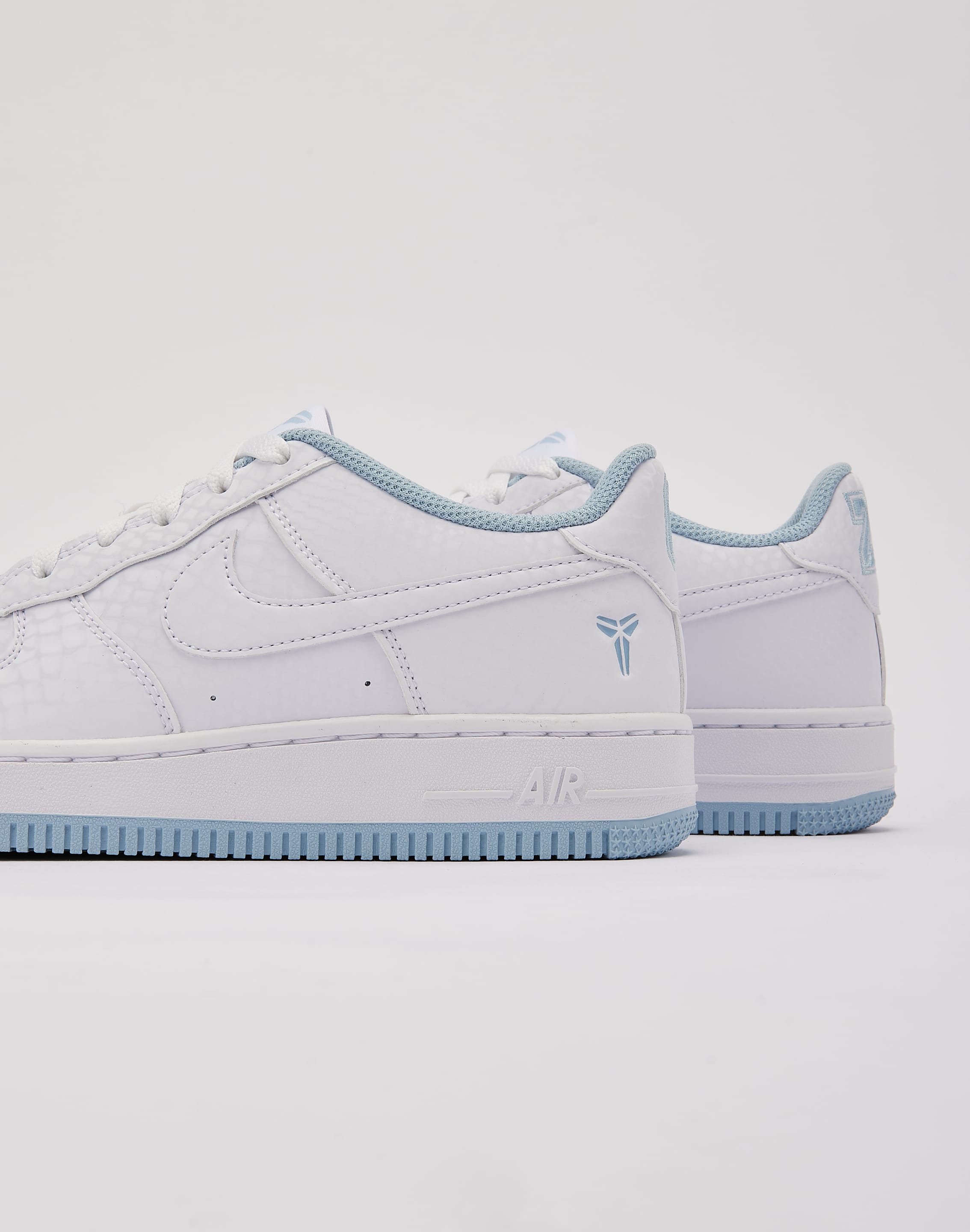 Photo of Nike Kobe Air Force 1 Low 'Armory Blue' Grade-School