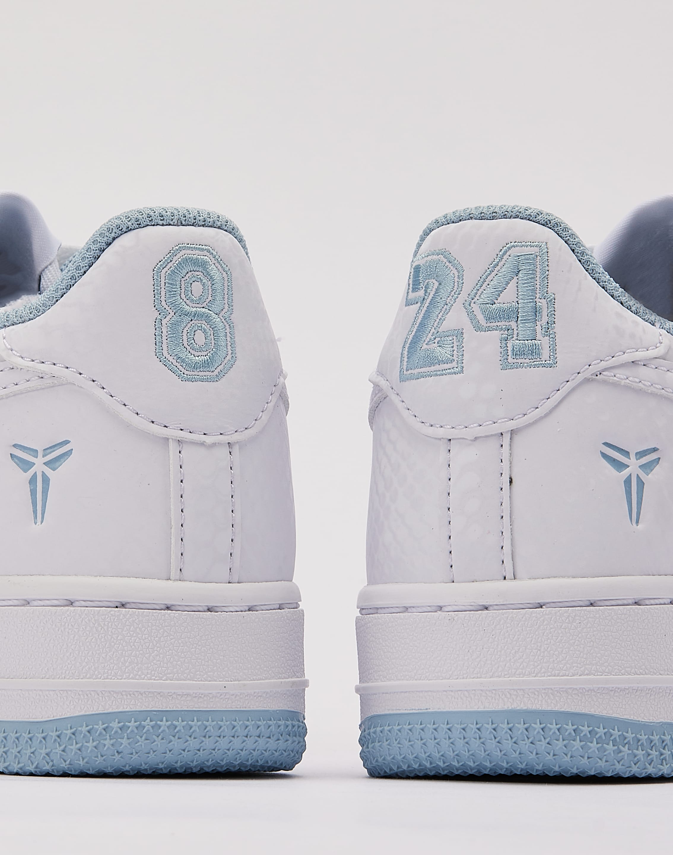 Photo of Nike Kobe Air Force 1 Low 'Armory Blue' Grade-School