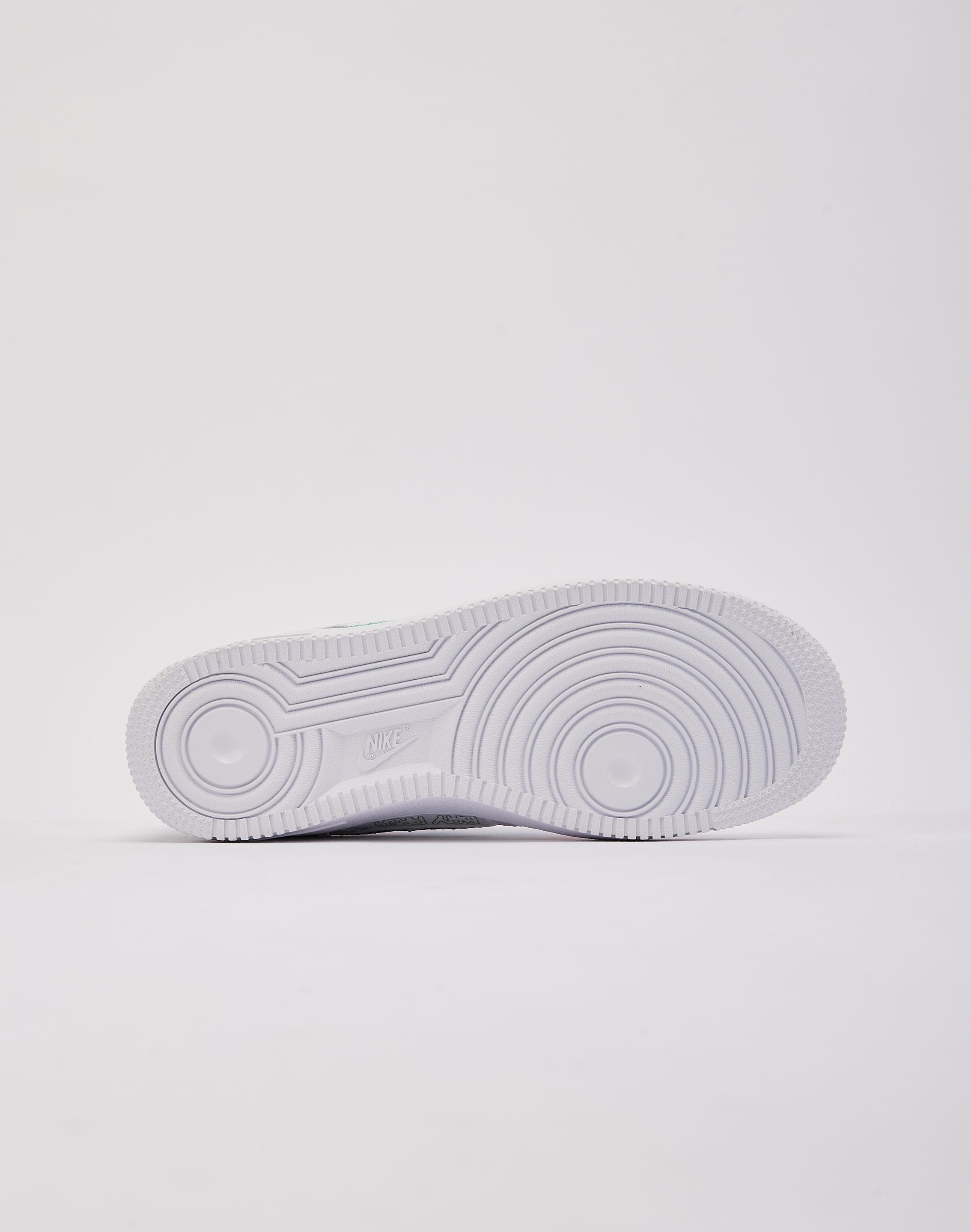 Photo of Nike Air Force 1 Low 'World Tour' Grade-School