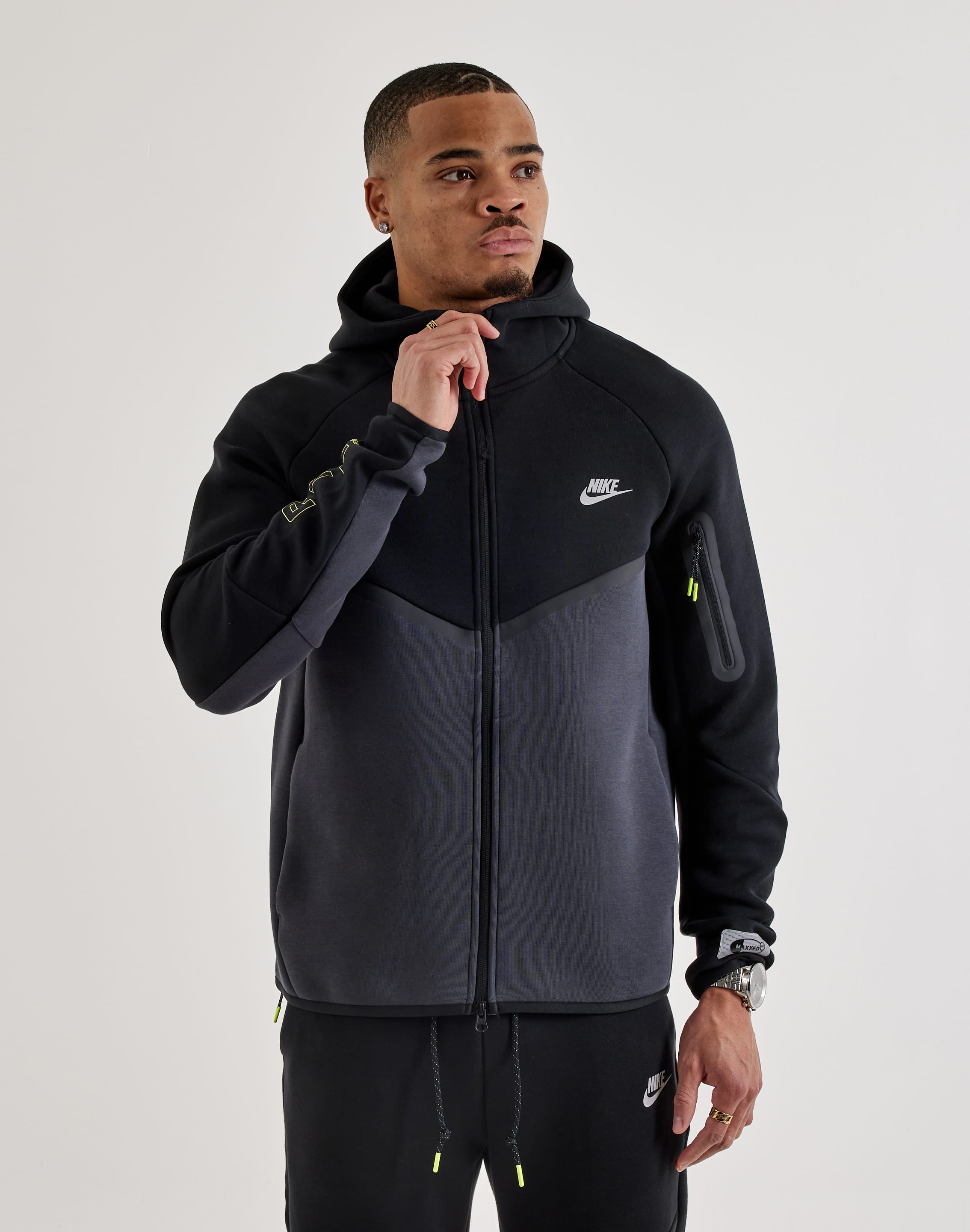 blue mirror foams size 12