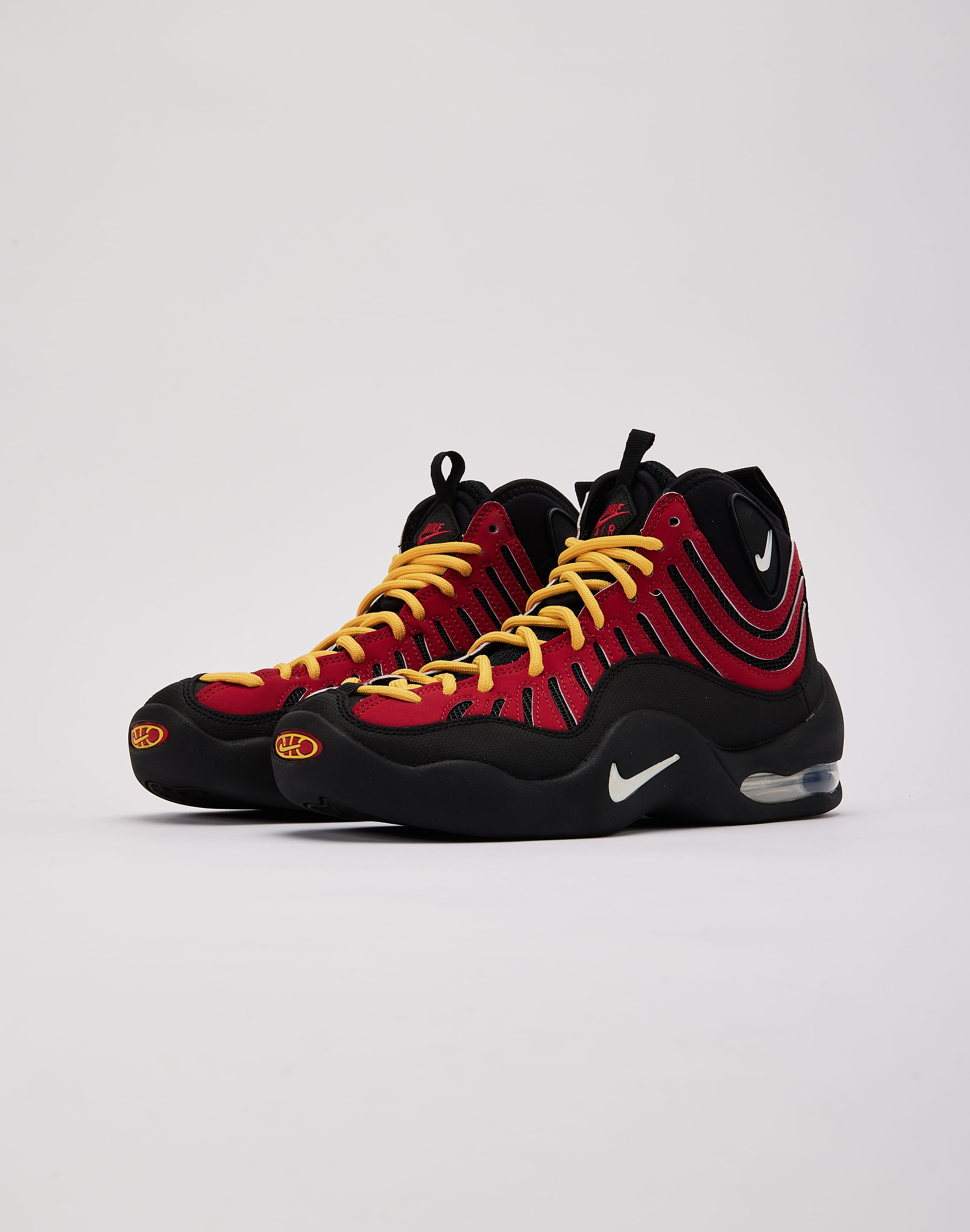 Photo of Nike Air Bakin SP 'Black and Varsity Red' Grade-School