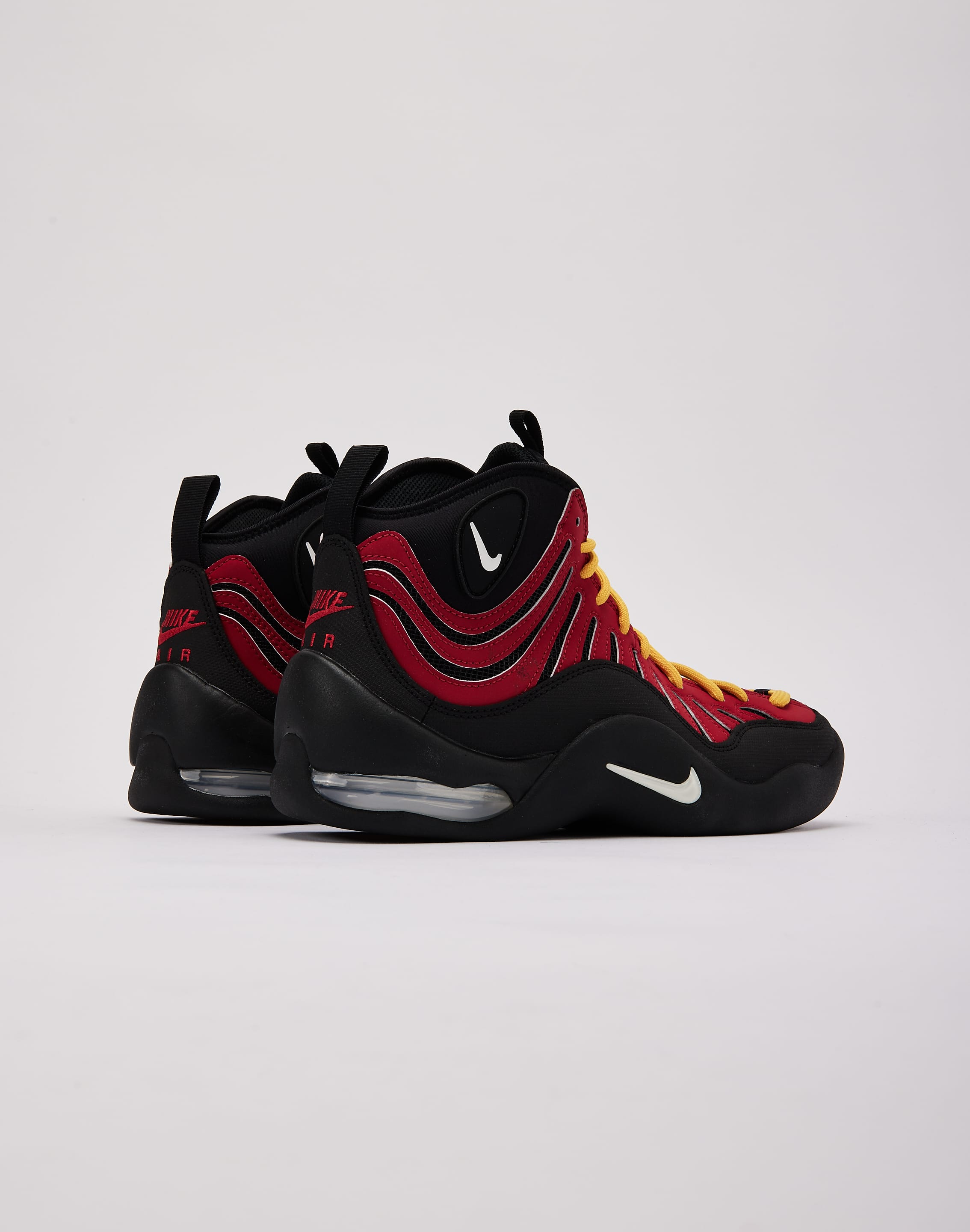 Photo of Nike Air Bakin SP 'Black and Varsity Red'