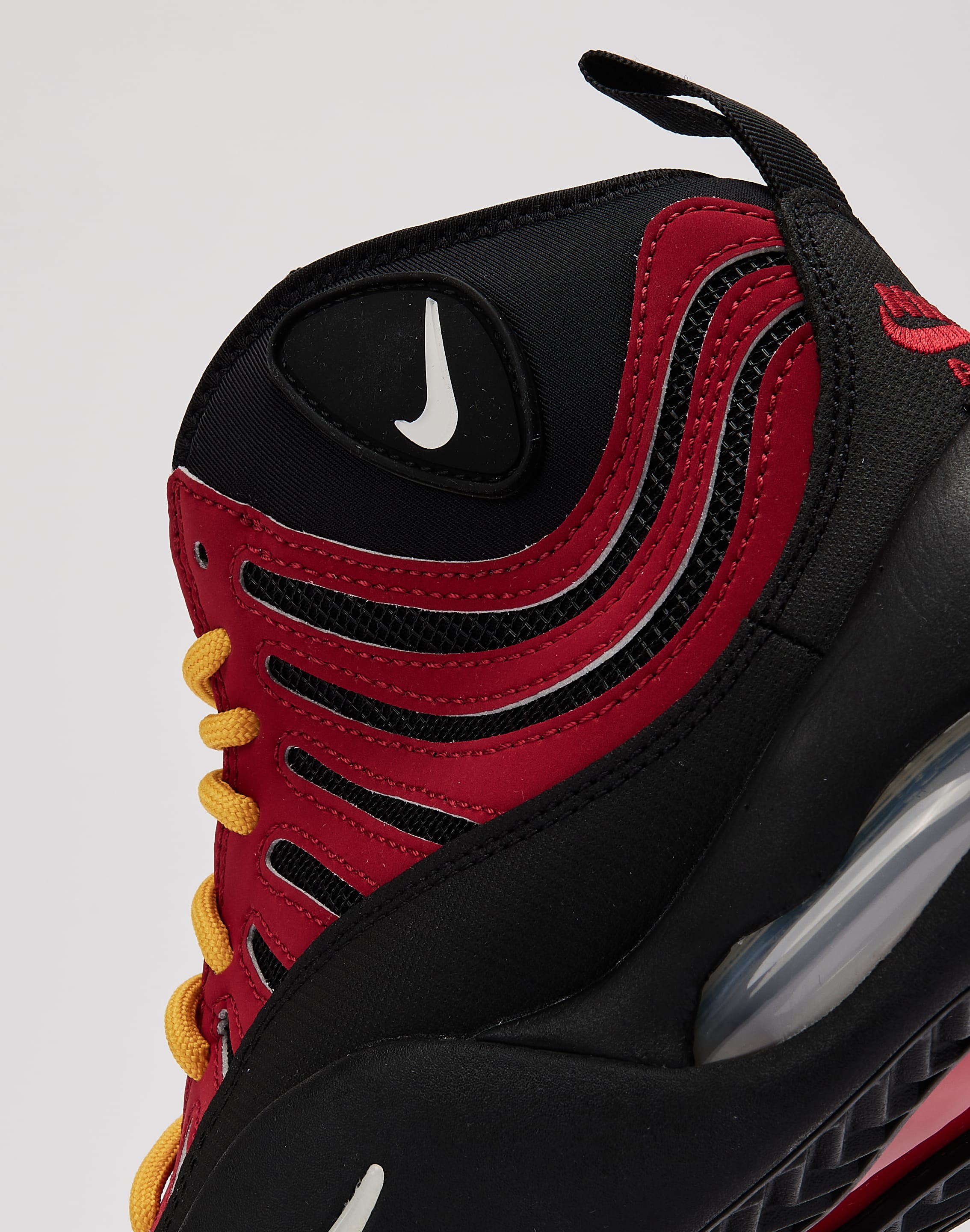 Photo of Nike Air Bakin SP 'Black and Varsity Red'