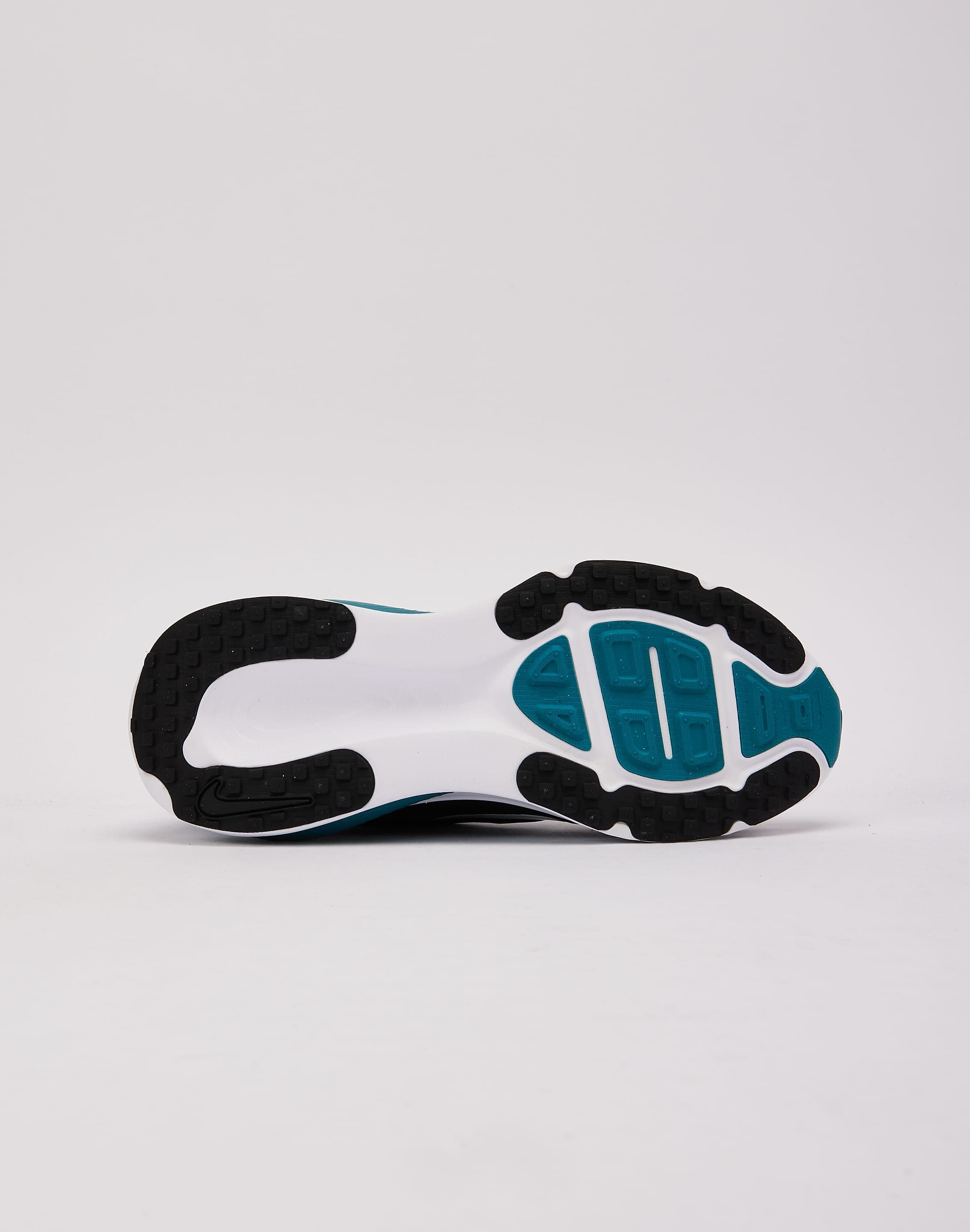 Photo of Nike Vomero 18 'Jacksonville Jaguars'