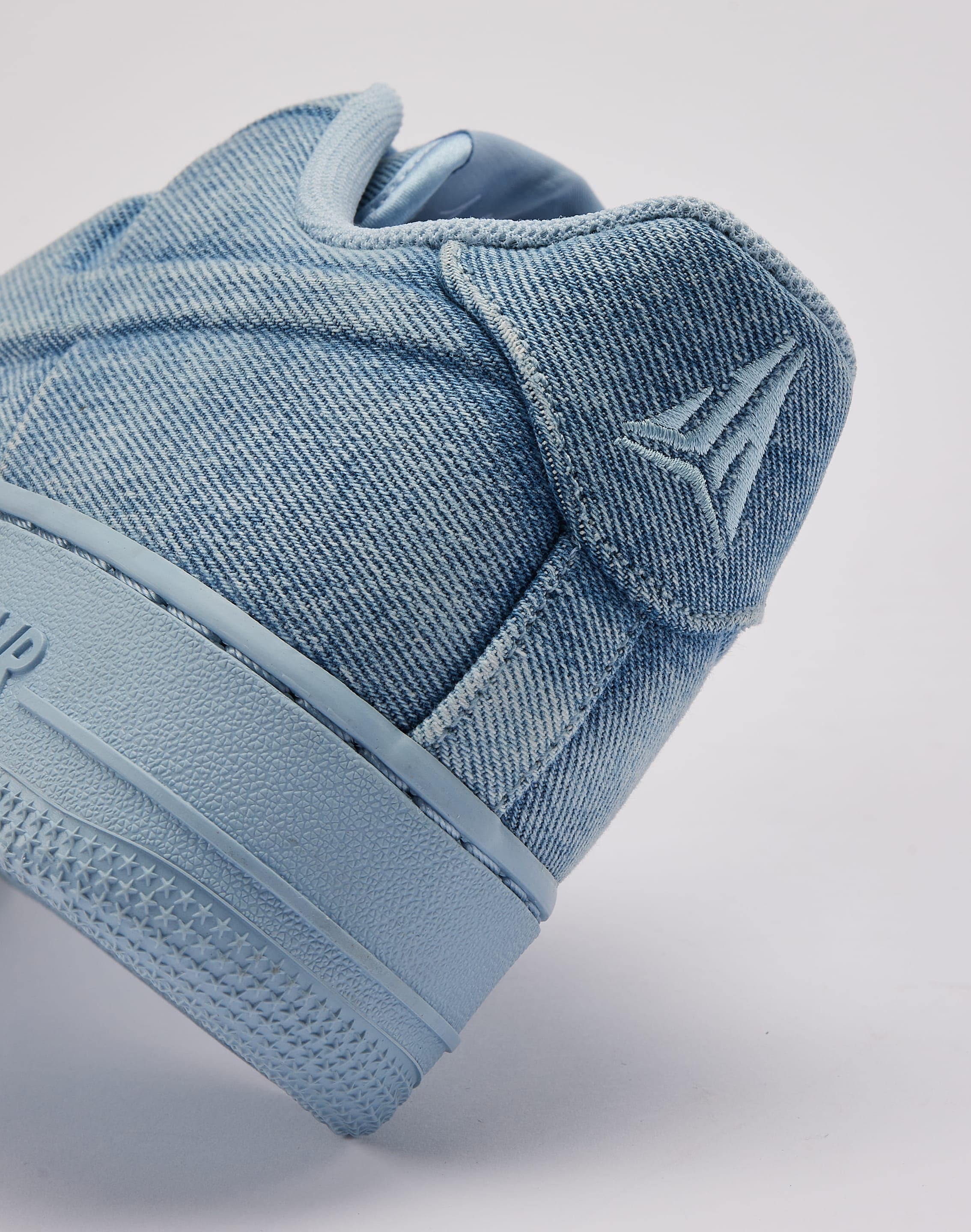 dtlr.com is where to buy