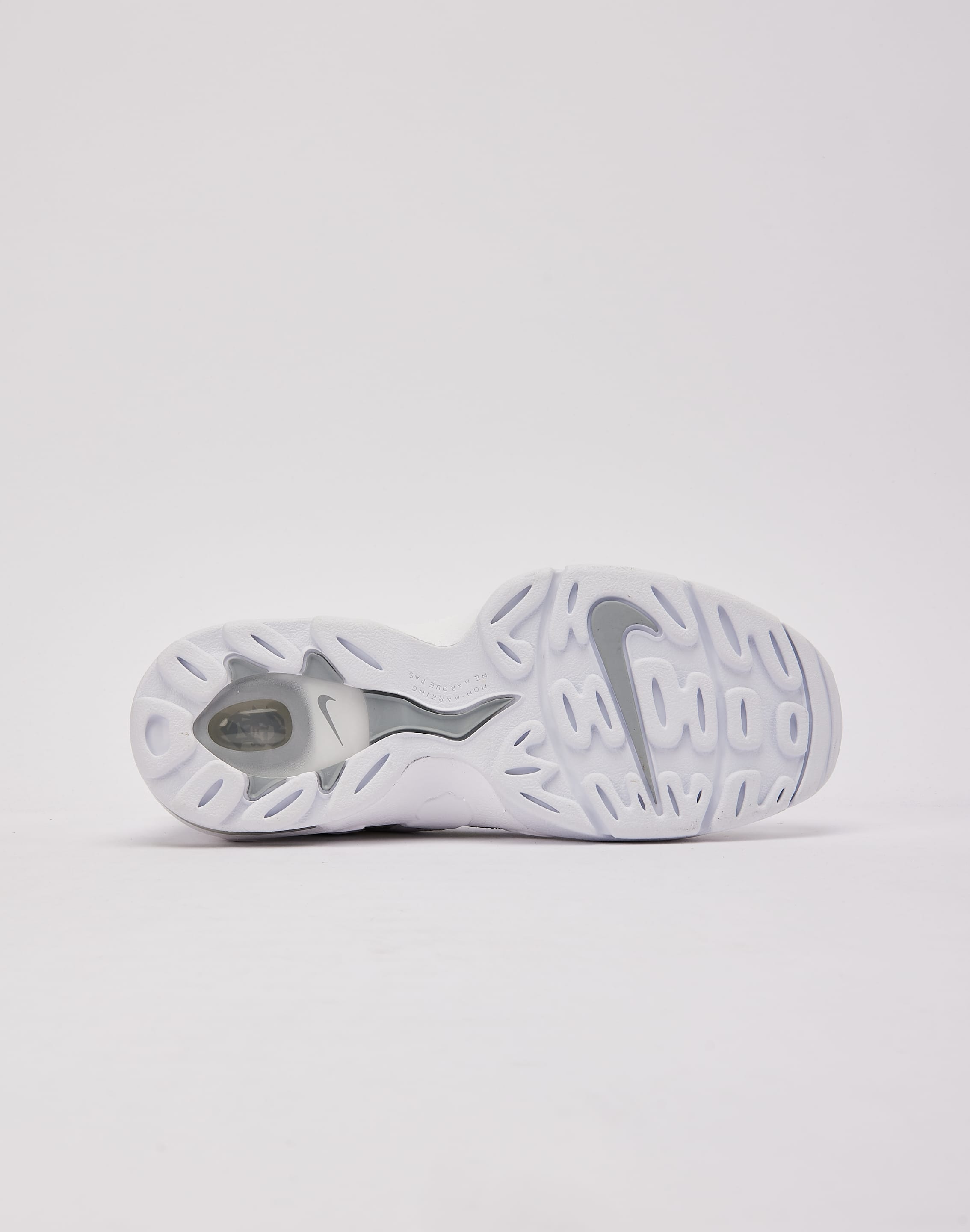 Photo of Nike Air DT Max '96 Low Grade-School