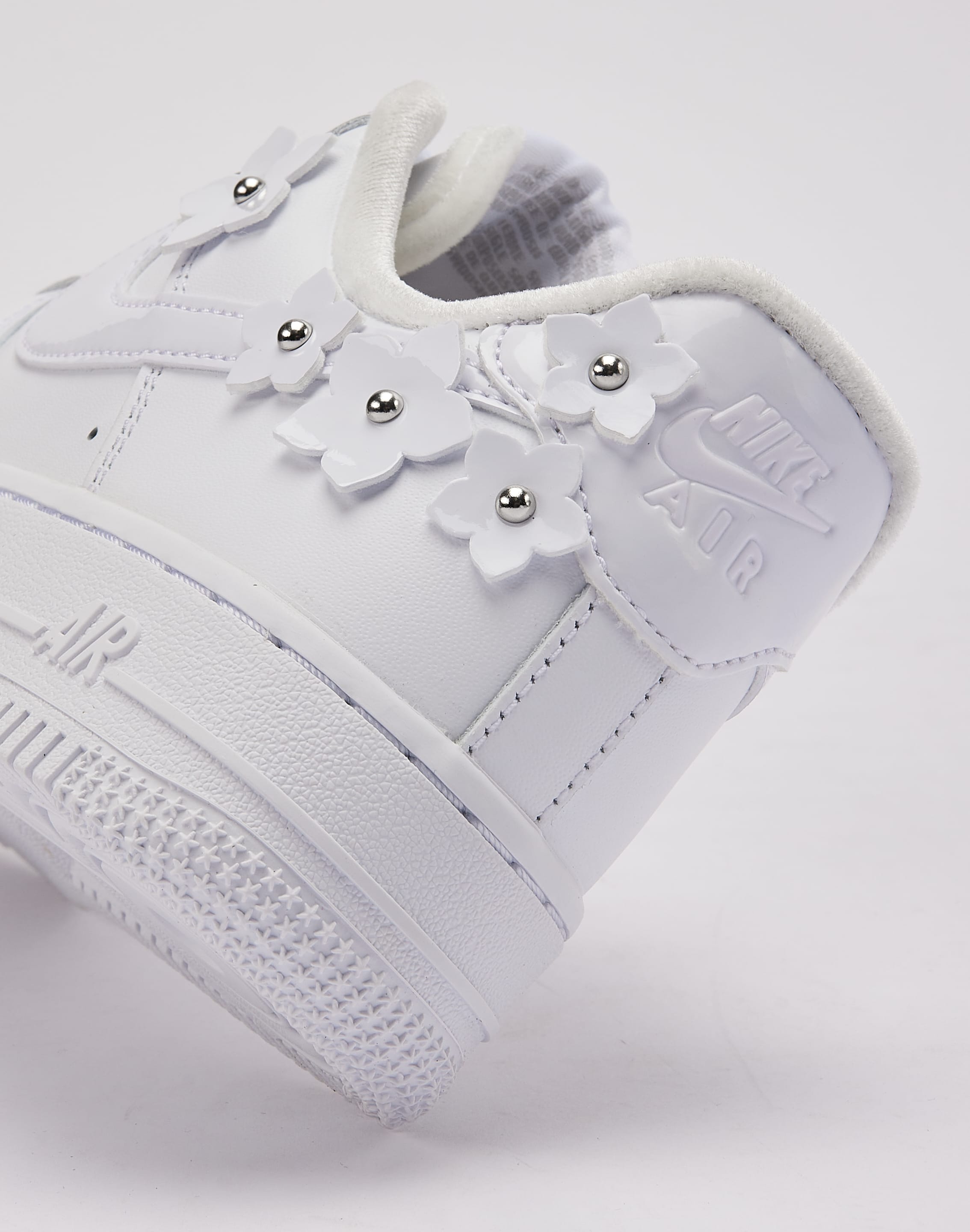 Photo of Nike Air Force 1 Low '07 'Florette'
