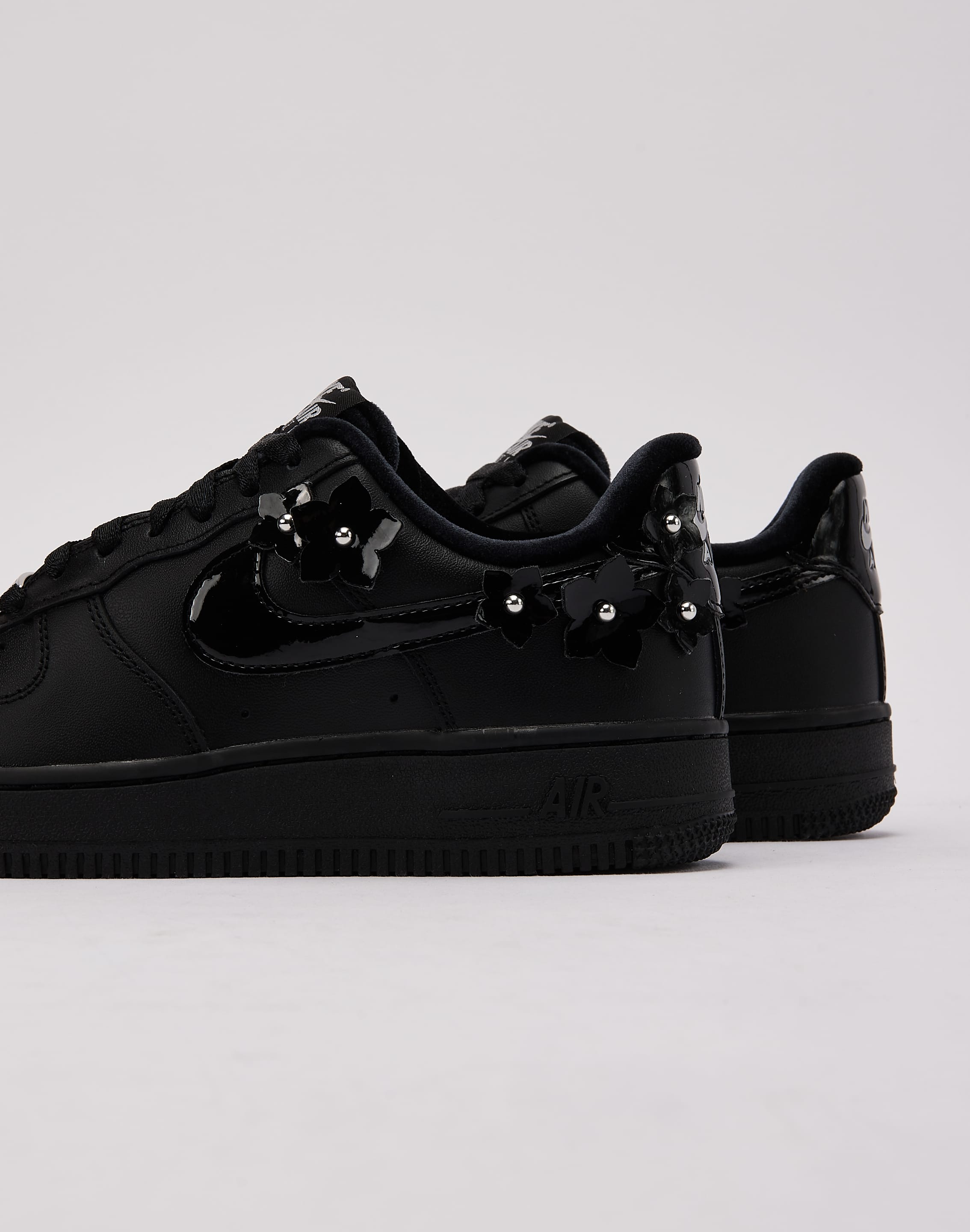 Photo of Nike Air Force 1 Low '07 'Florette'