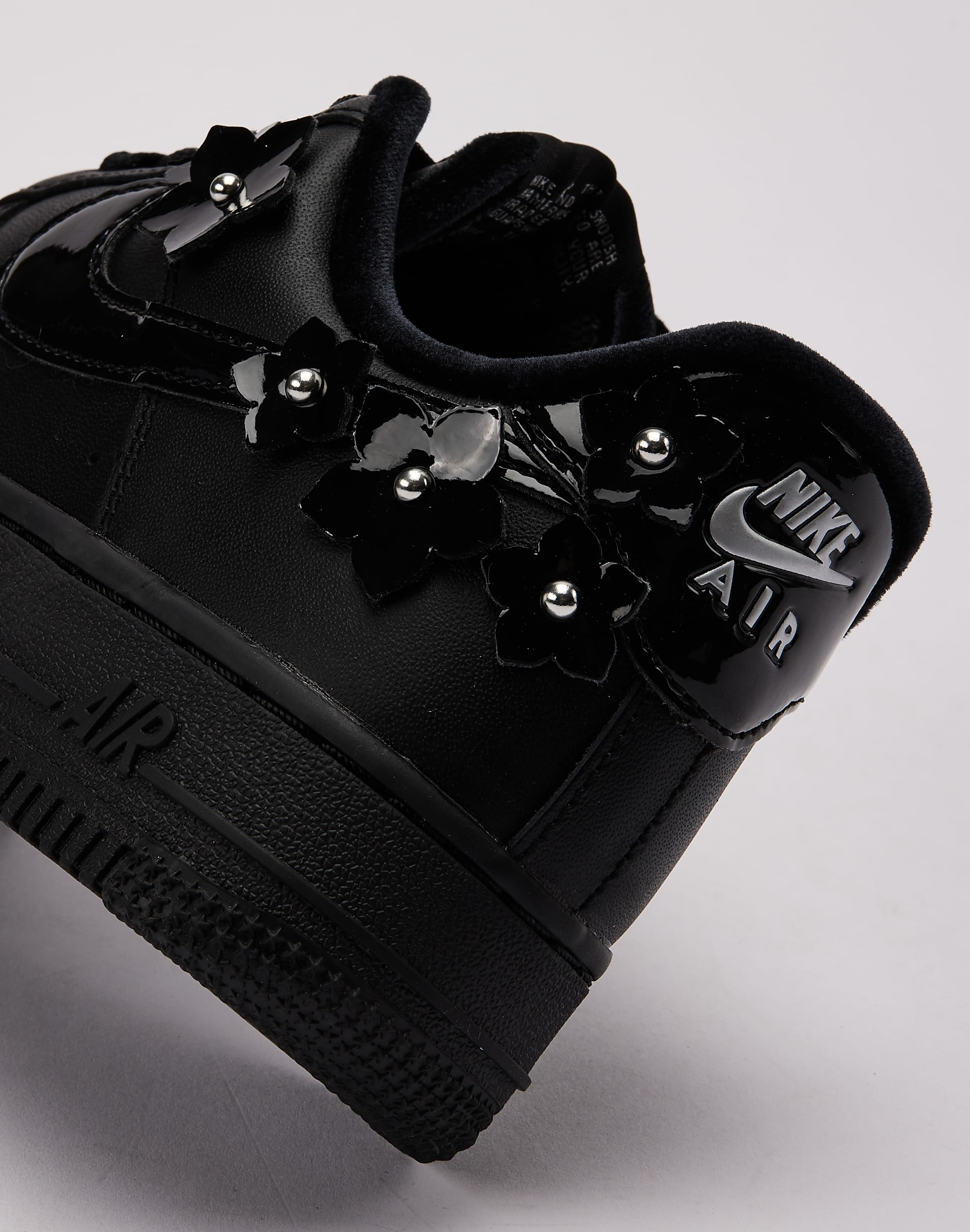 Photo of Nike Air Force 1 Low '07 'Florette'