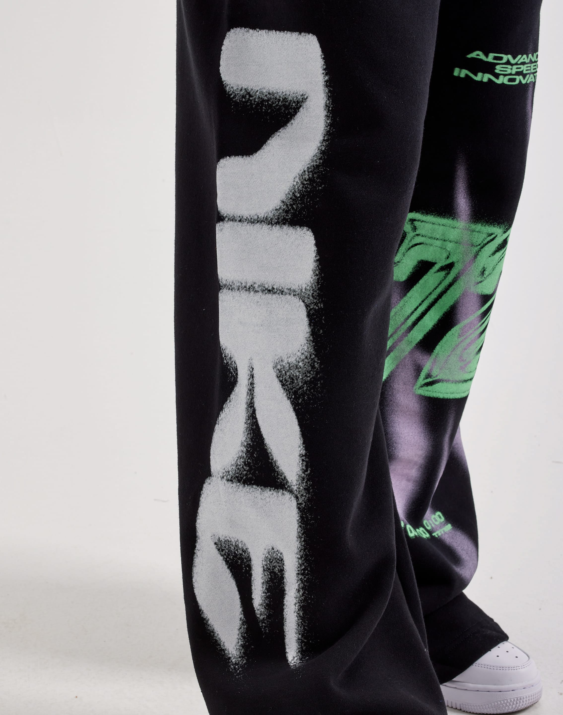 Photo of Nike Studio Fleece High-Rise Pants
