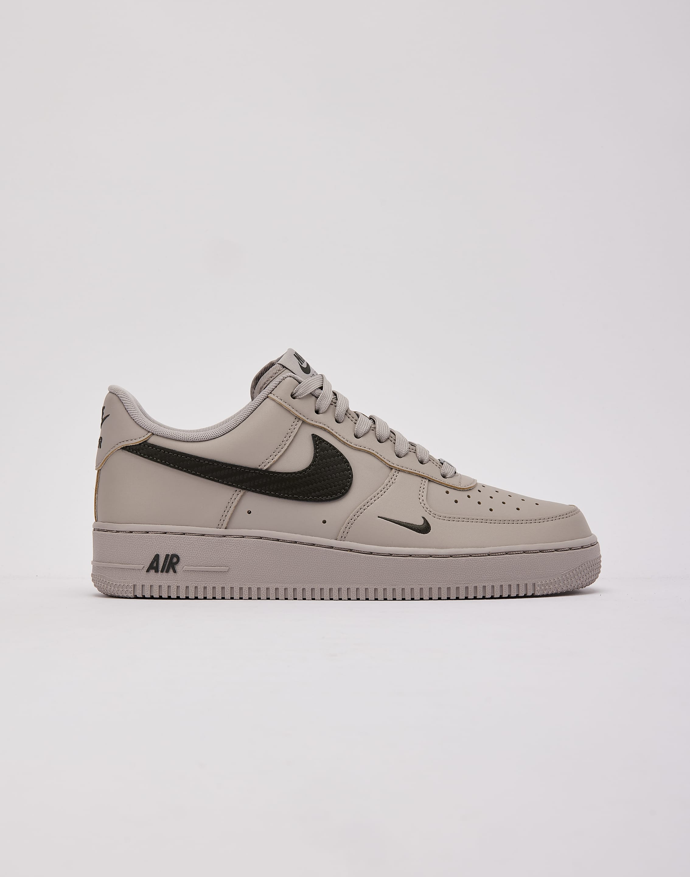 Photo of Nike Air Force 1 Low '07