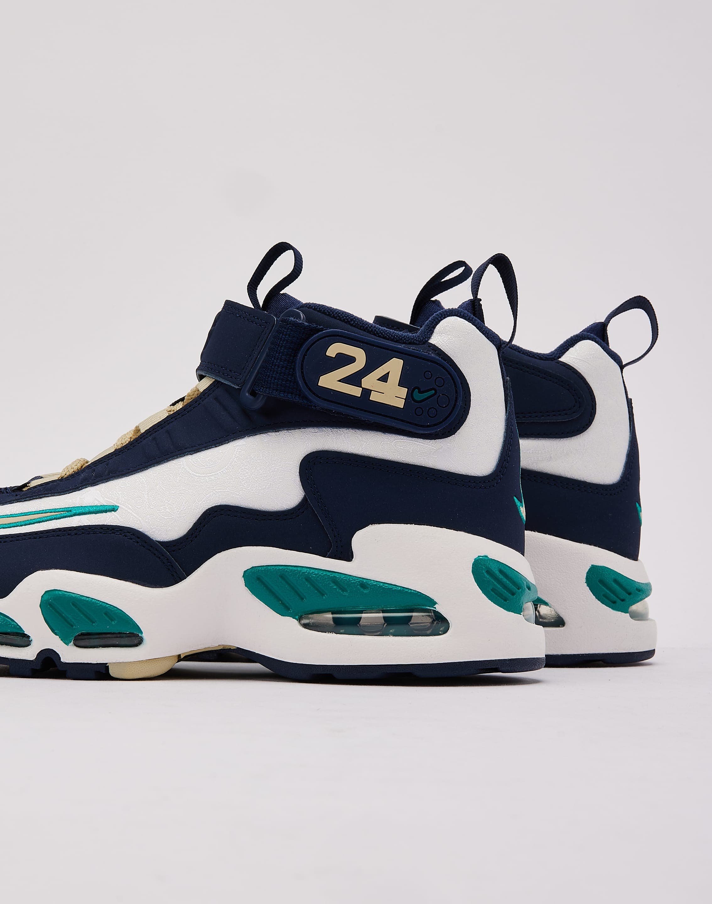 Photo of Nike Air Griffey Max 1 Grade-School