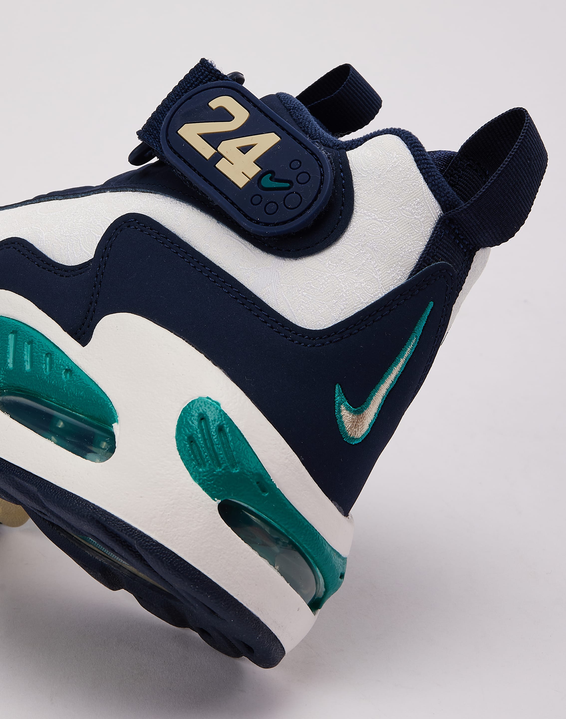 Photo of Nike Air Griffey Max 1 Grade-School