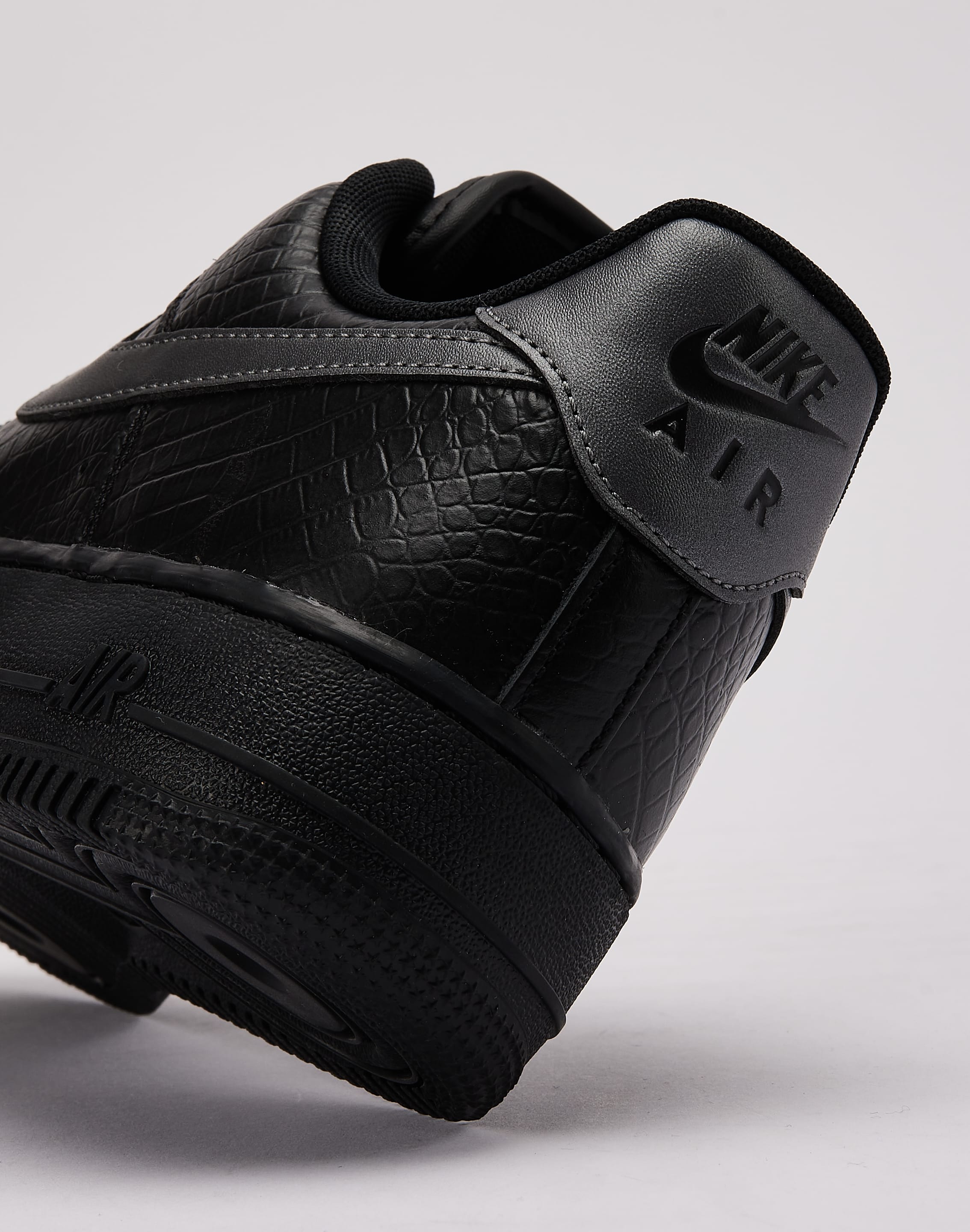 Photo of Nike Air Force 1 Low '07