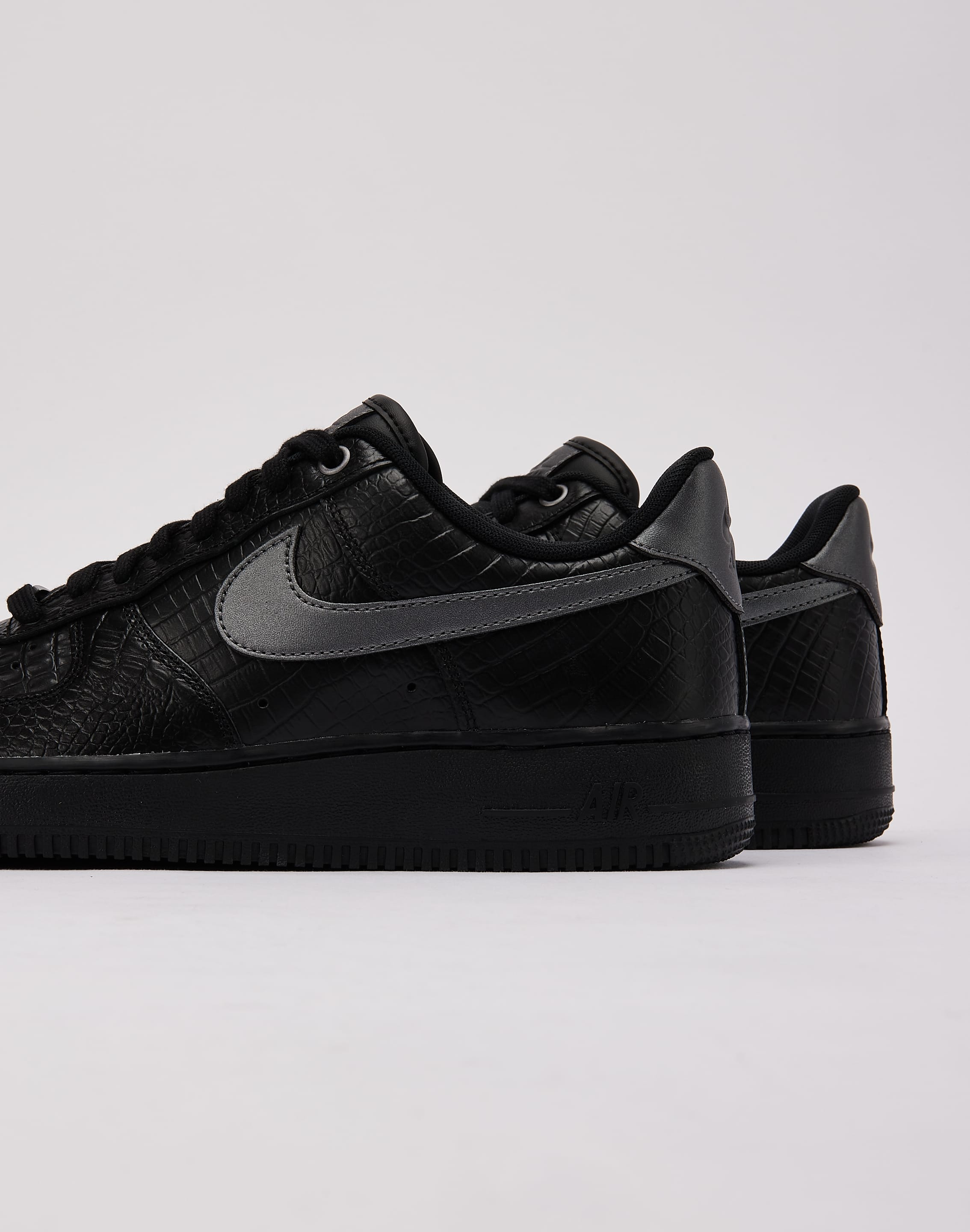Photo of Nike Air Force 1 Low '07