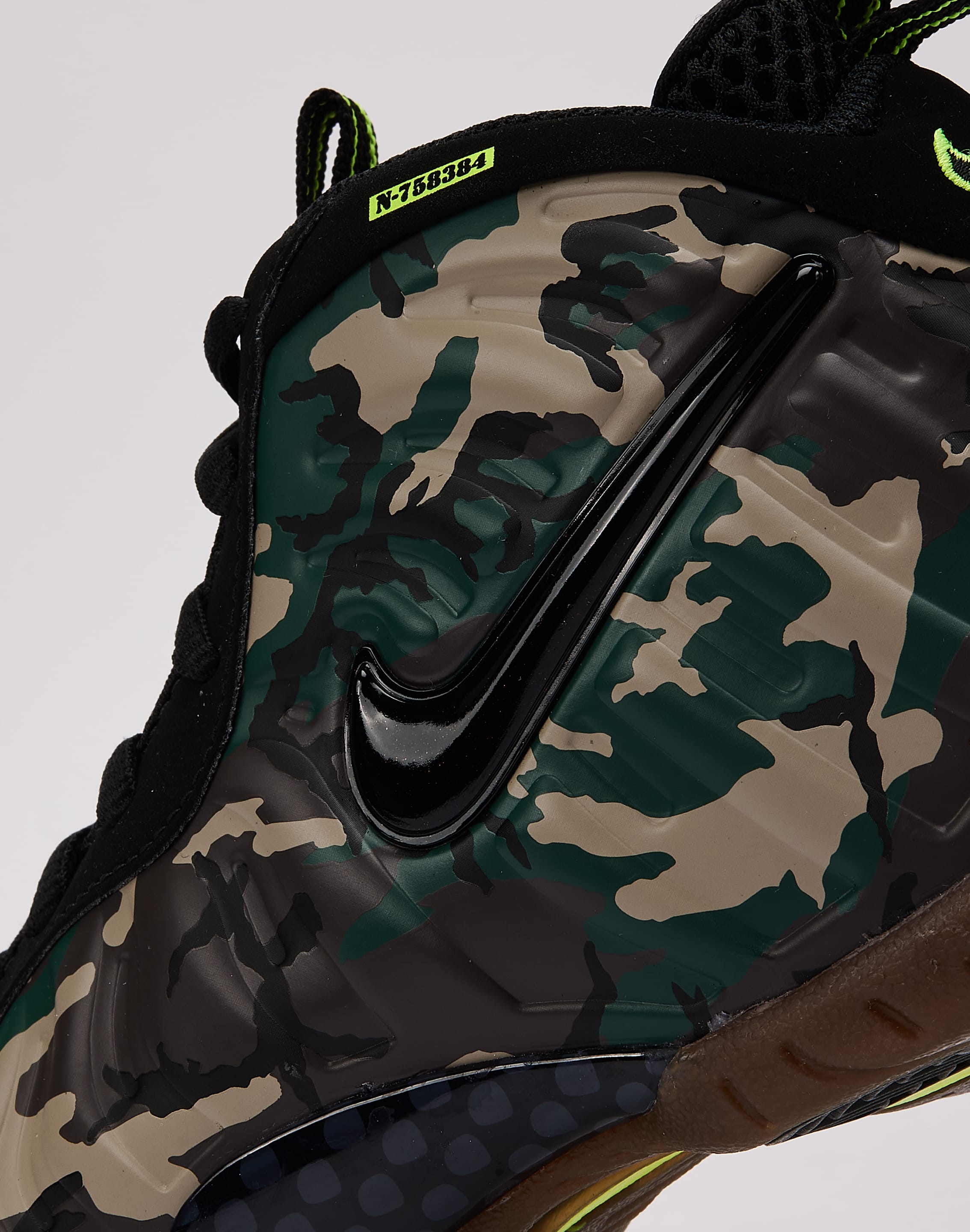 Photo of Nike Little Posite Pro PRM 'Green Camo' Pre-School