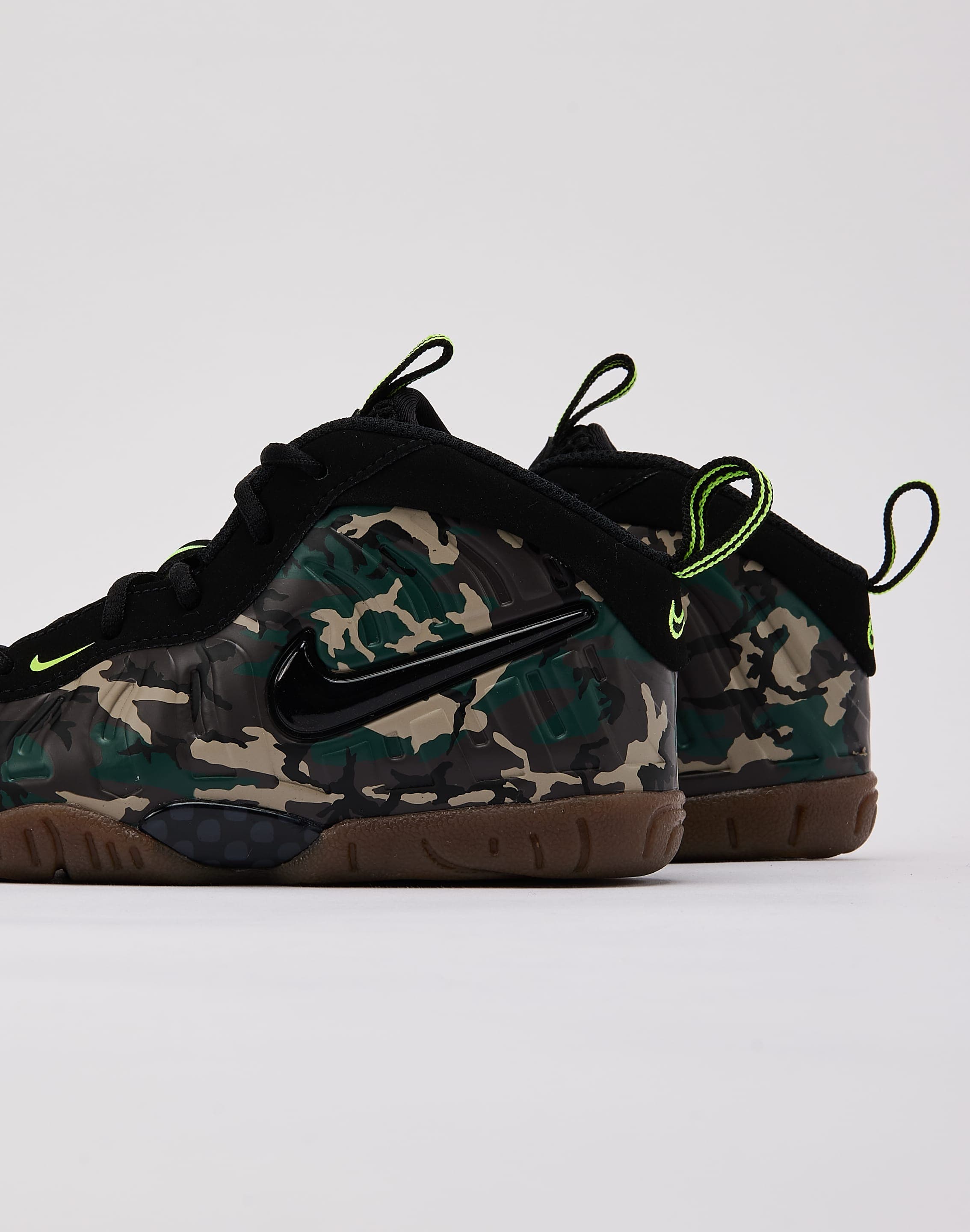 Photo of Nike Little Posite Pro PRM 'Green Camo' Toddler
