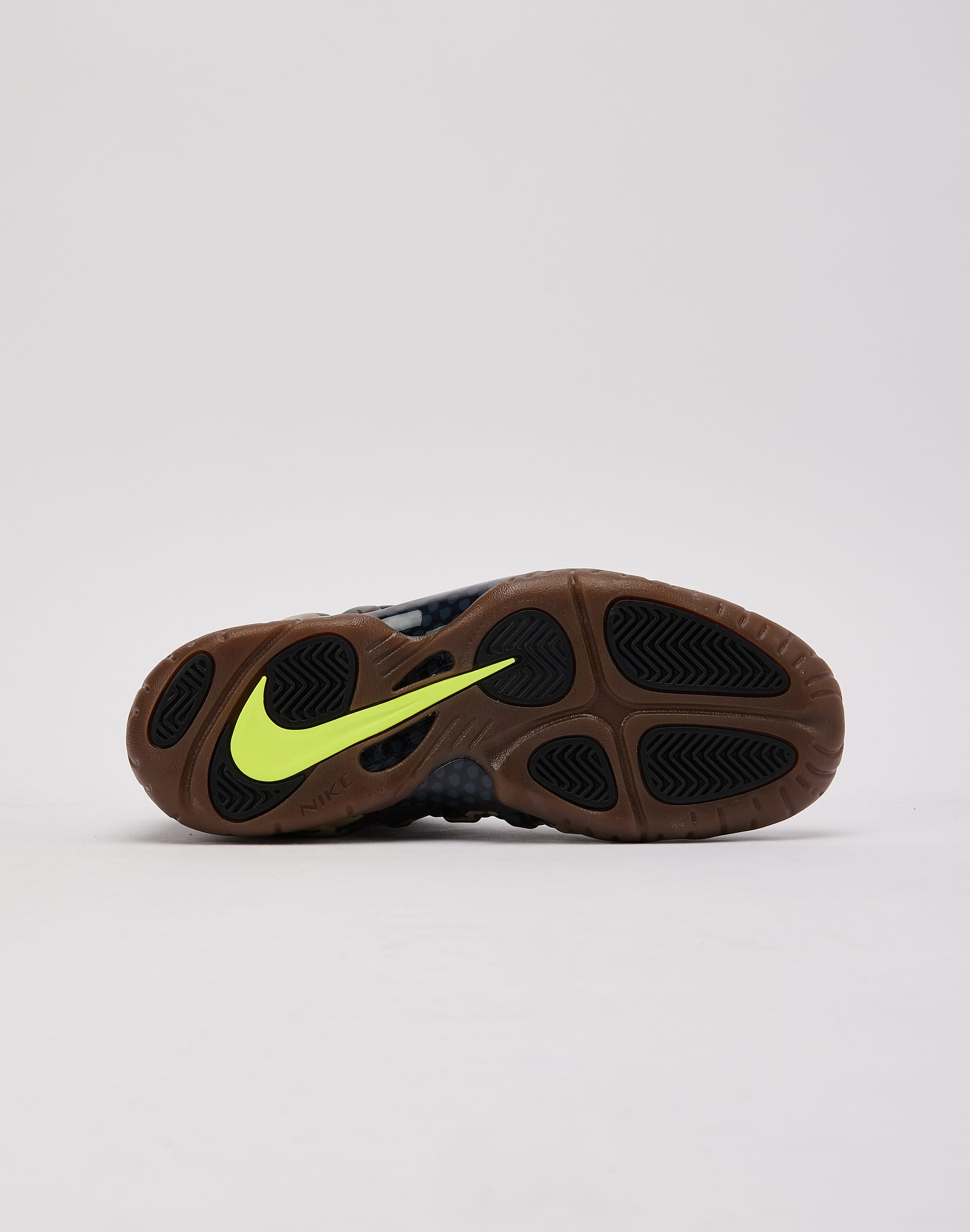 Photo of Nike Little Posite Pro PRM 'Green Camo' Grade-School