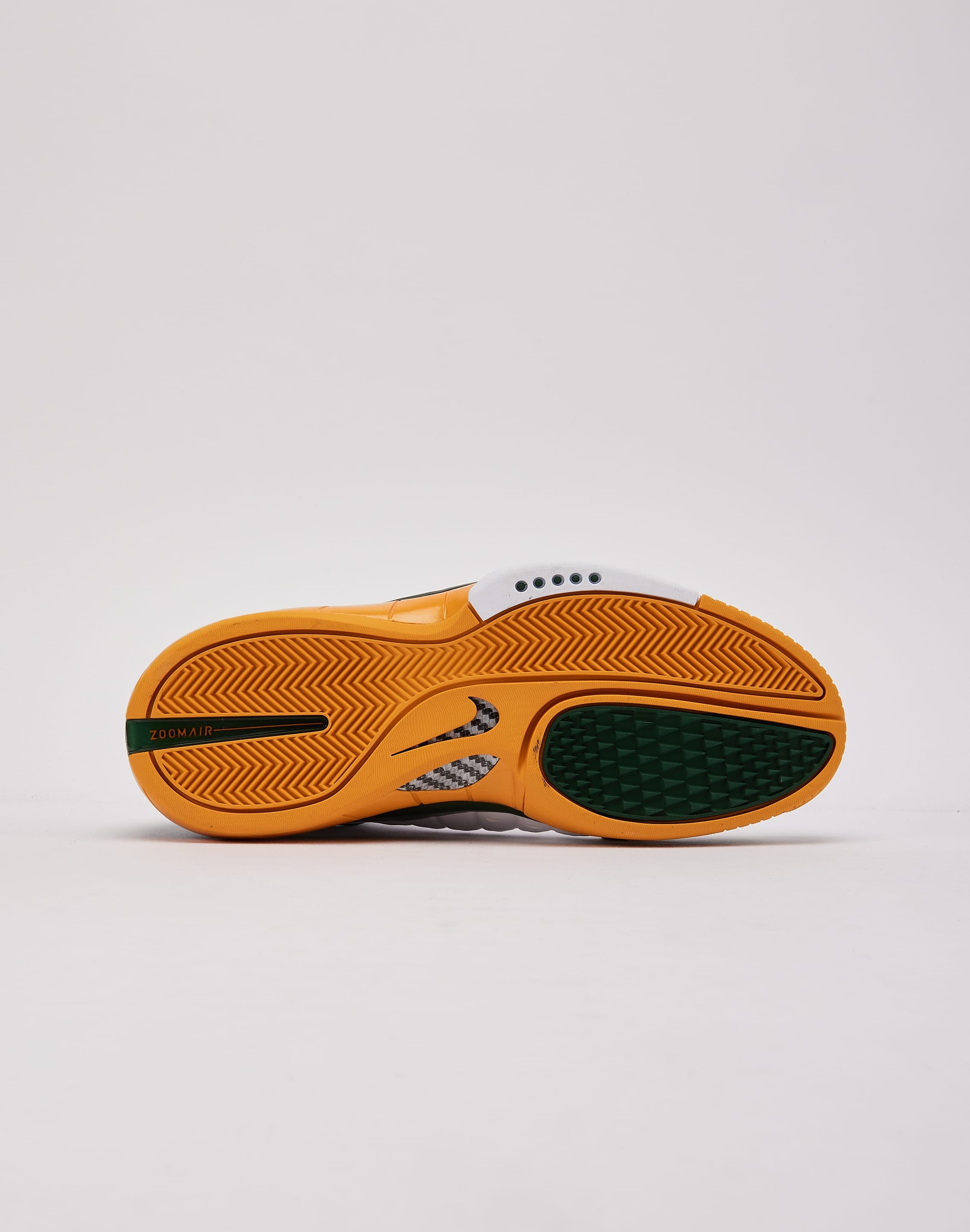 Photo of Nike Air Zoom Huarache 2K4 'Sue Bird'