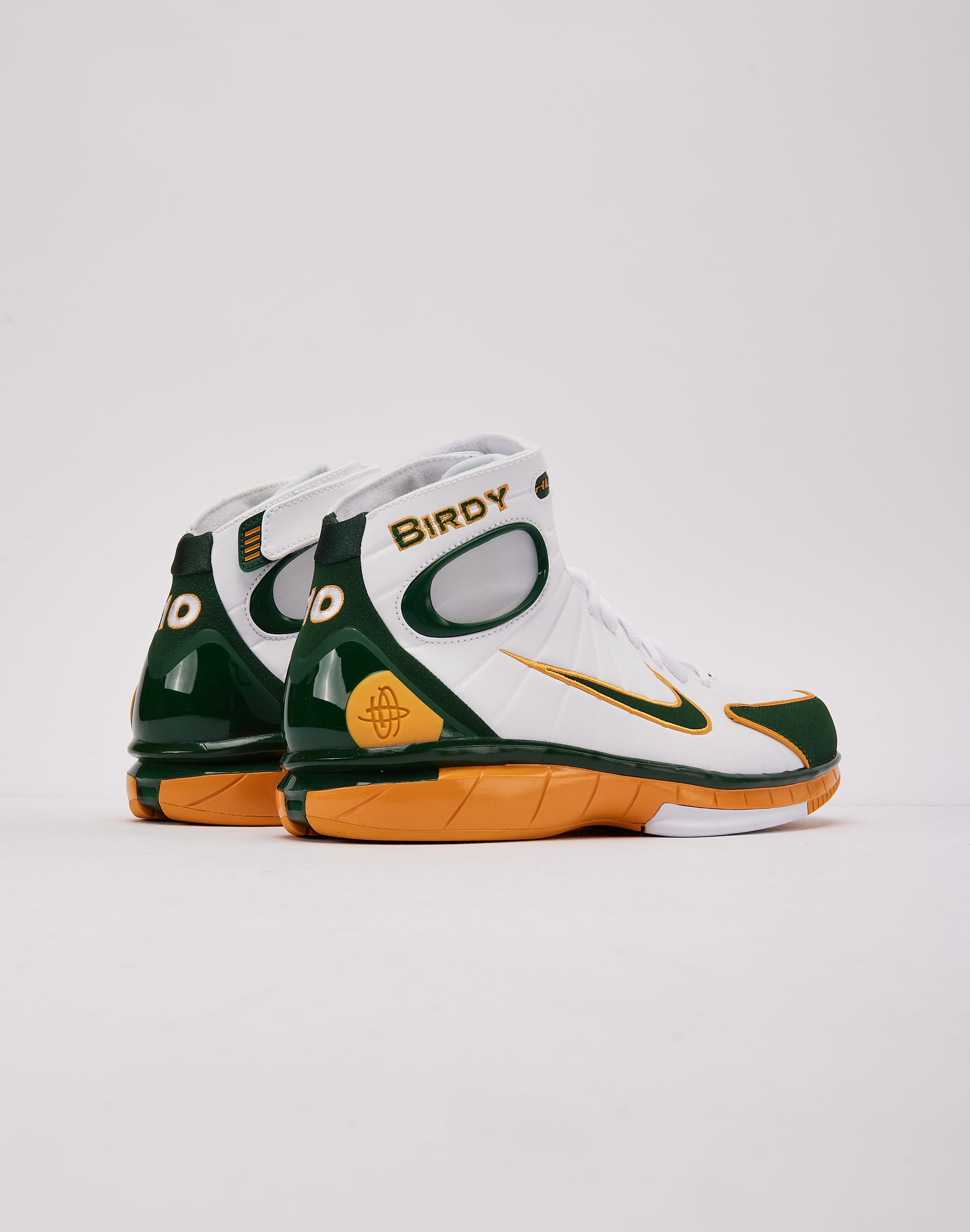 Photo of Nike Air Zoom Huarache 2K4 'Sue Bird'