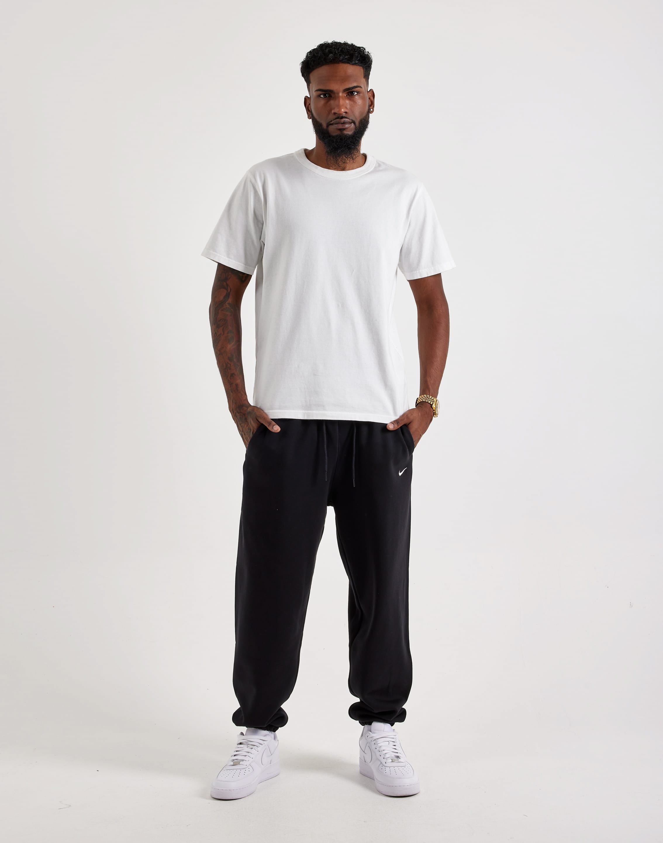 Photo of Nike Solo Fleece Cuffed Pants
