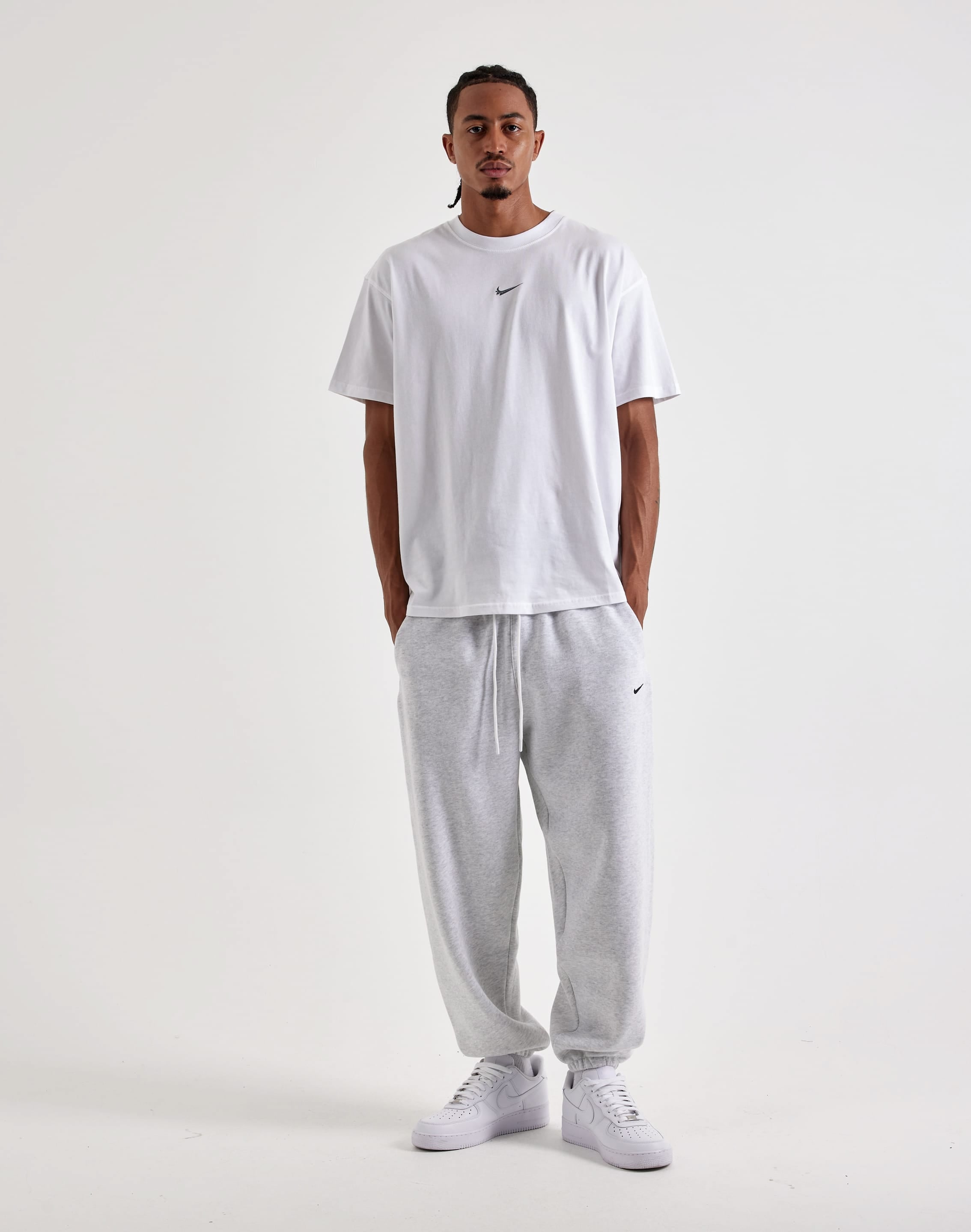 Photo of Nike Solo Fleece Cuffed Pants