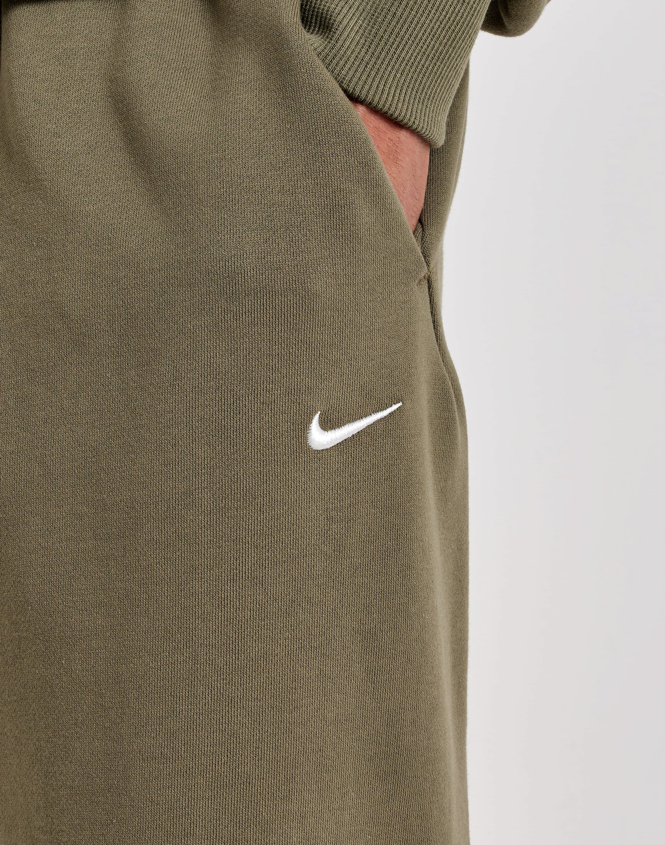 Photo of Nike Solo Fleece Cuffed Pants