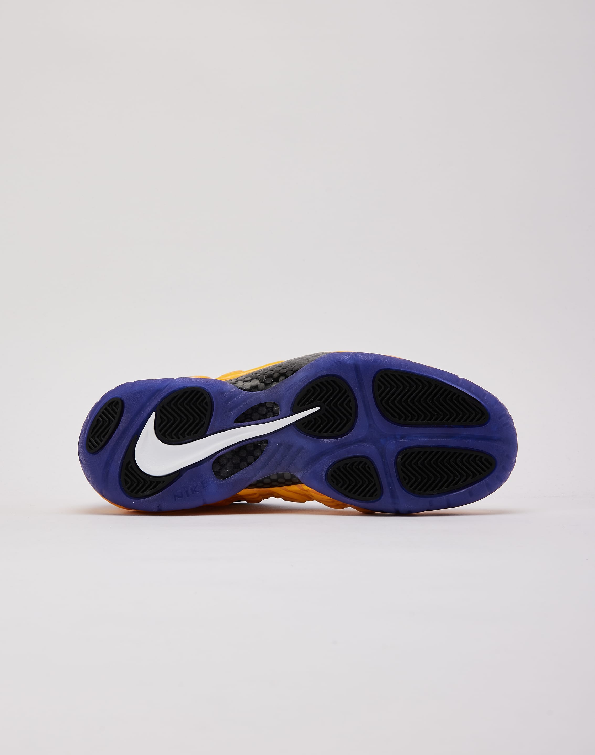 Nike Air Foamposite Pro 'LSU', image 4 of 8