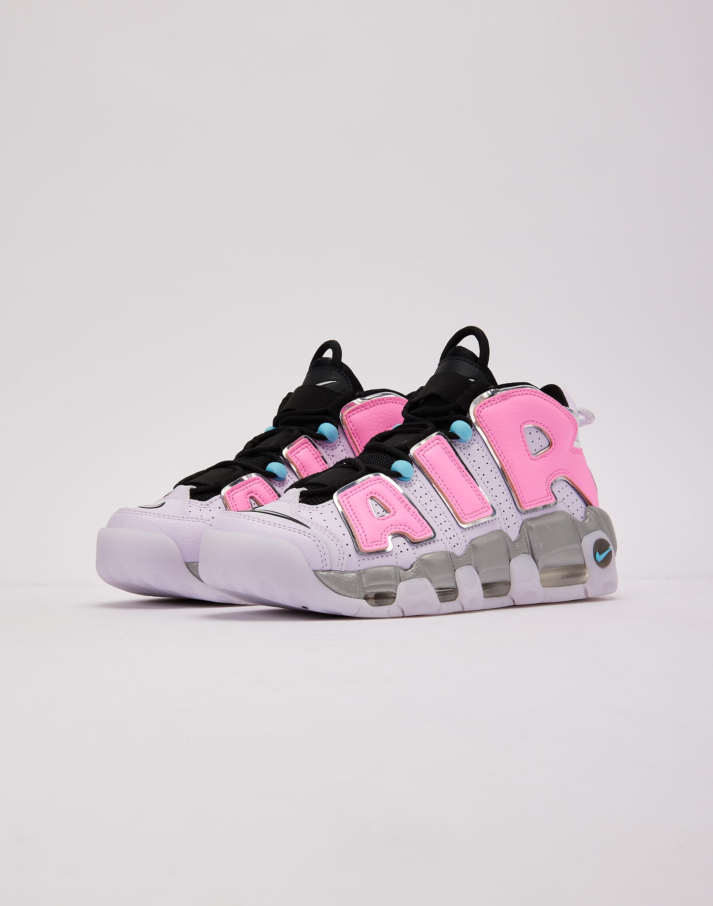 Photo of Nike Air More Uptempo