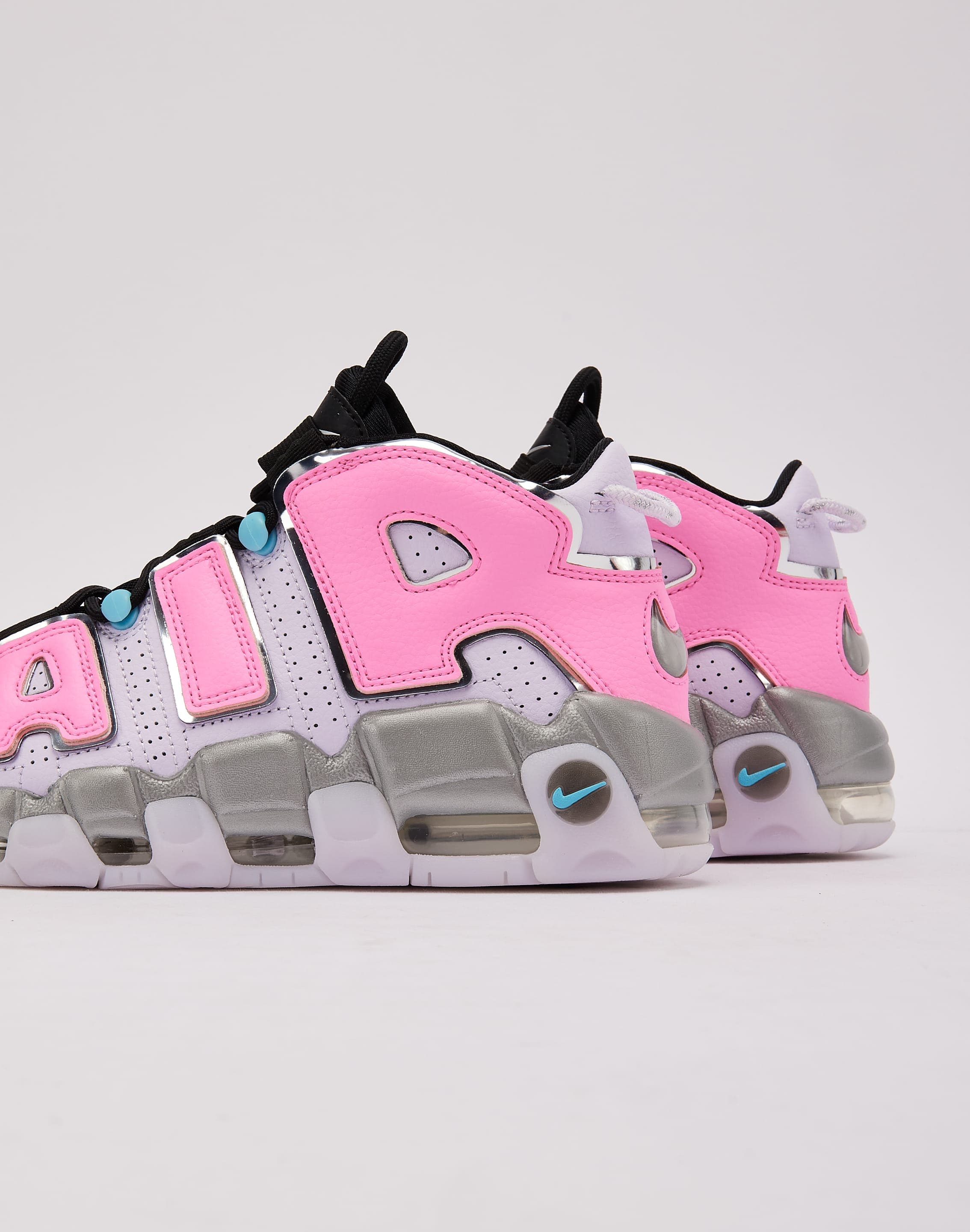 Photo of Nike Air More Uptempo