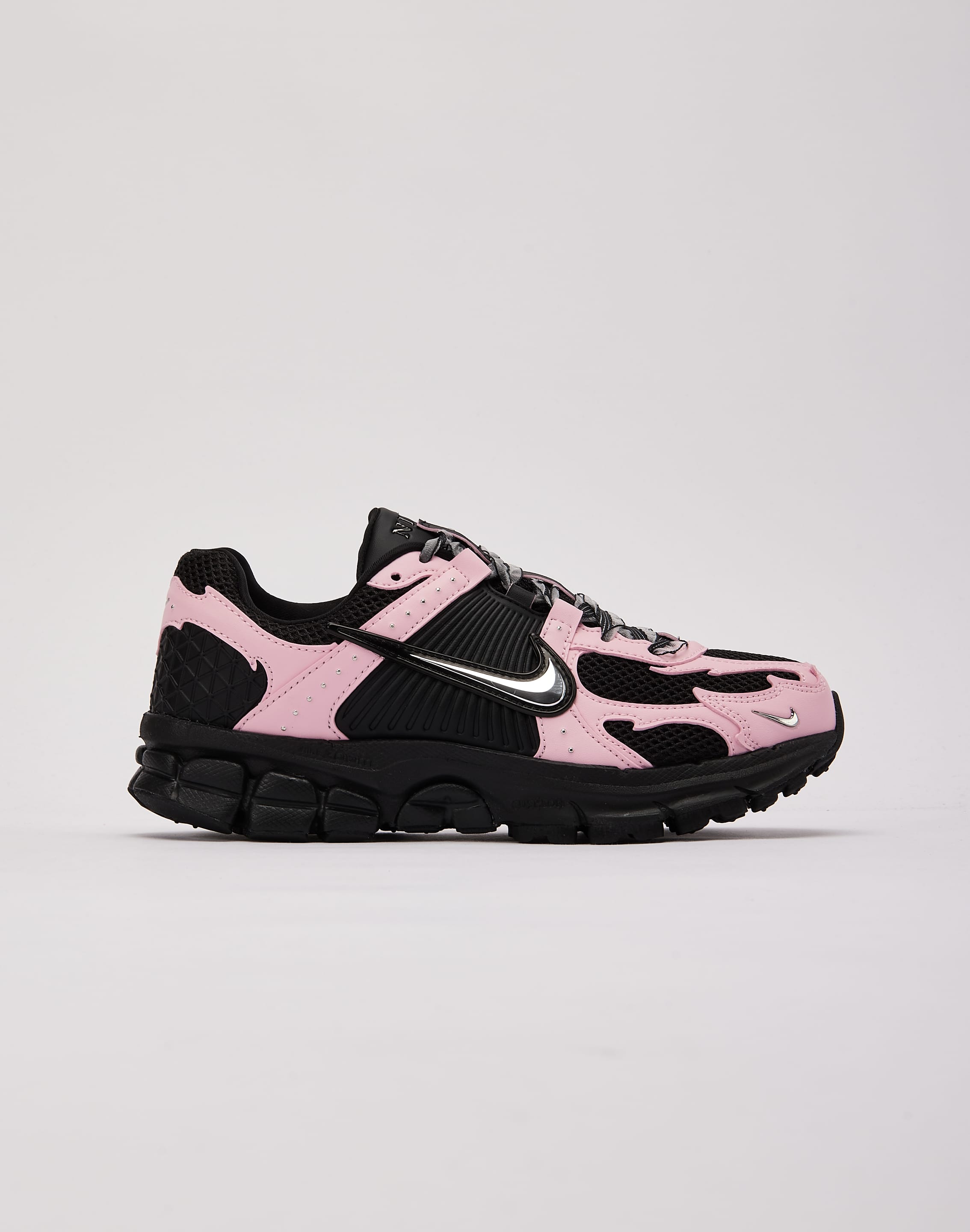Nike Zoom Vomero 5, image 1 of 5