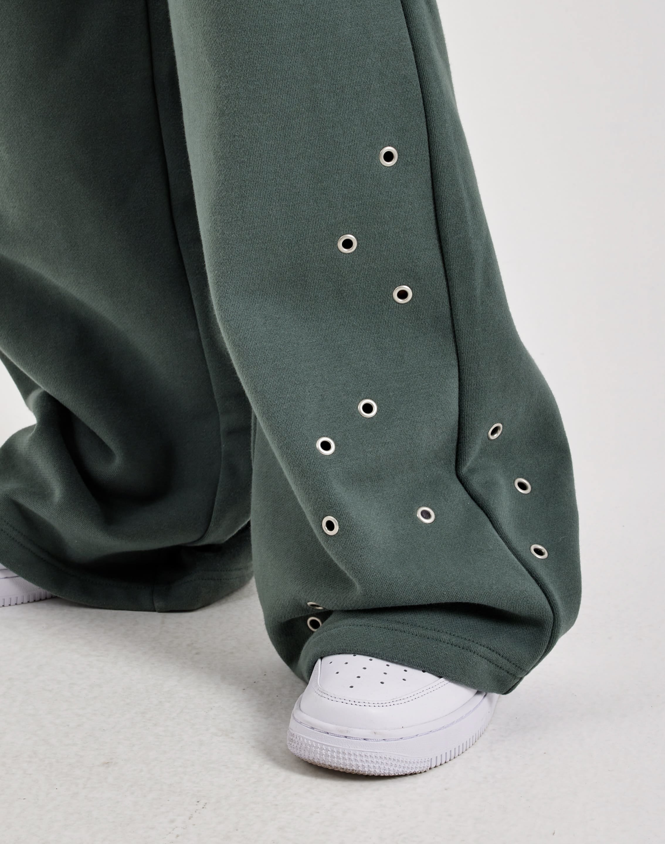 Photo of Nike Studio Fleece Medium-Weight Wide-Leg Pants