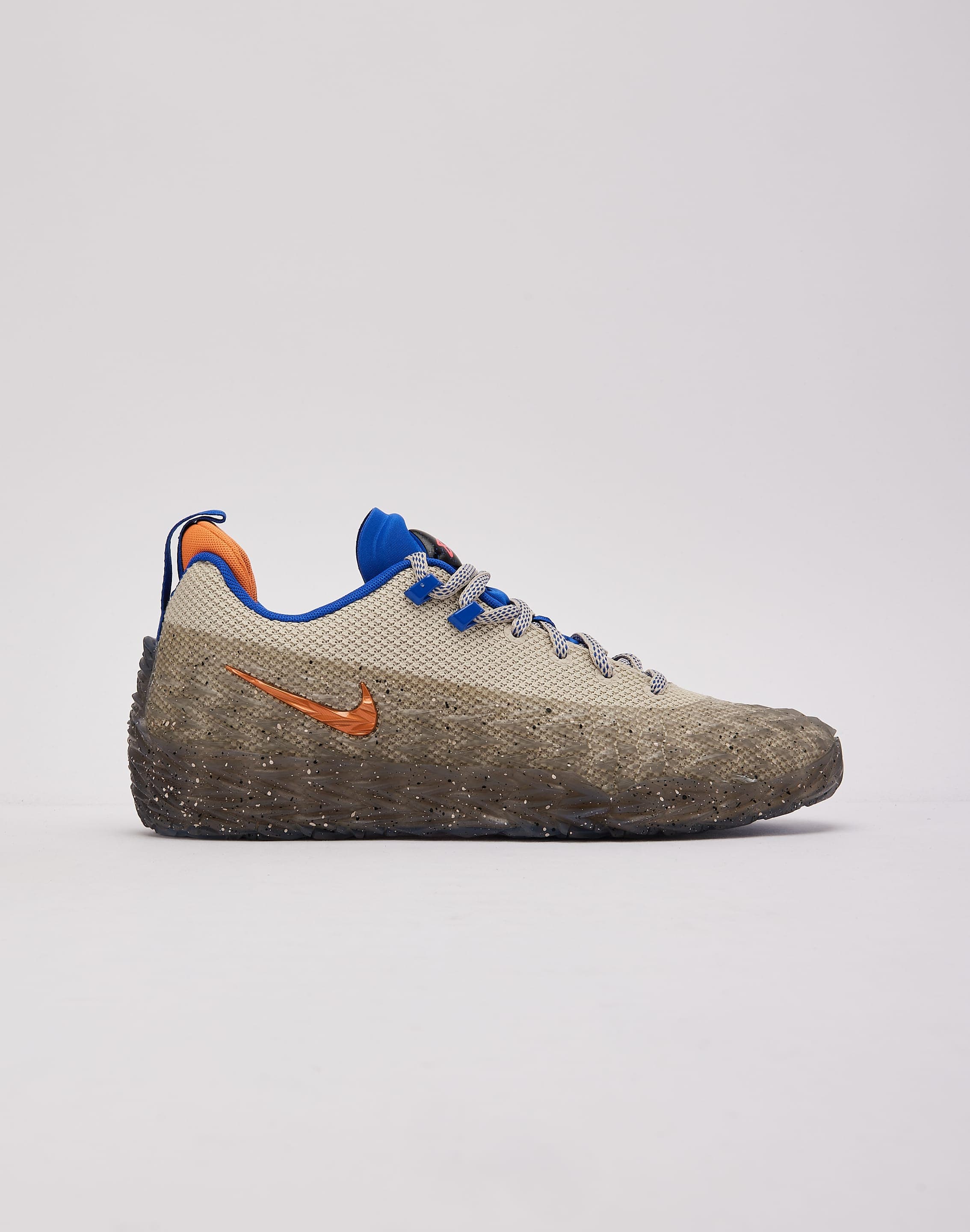 Photo of Nike S.T. Charge PE