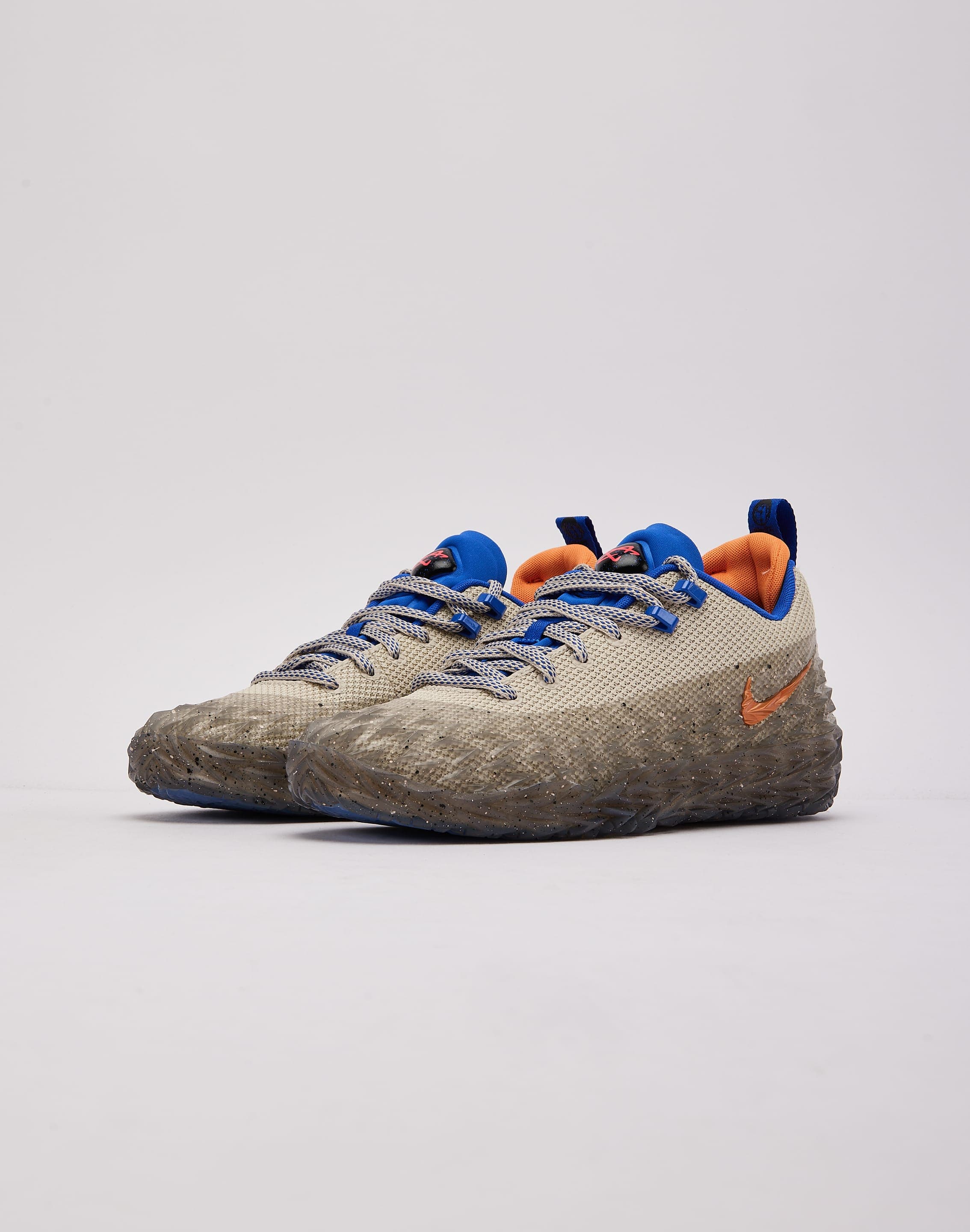 Photo of Nike S.T. Charge PE