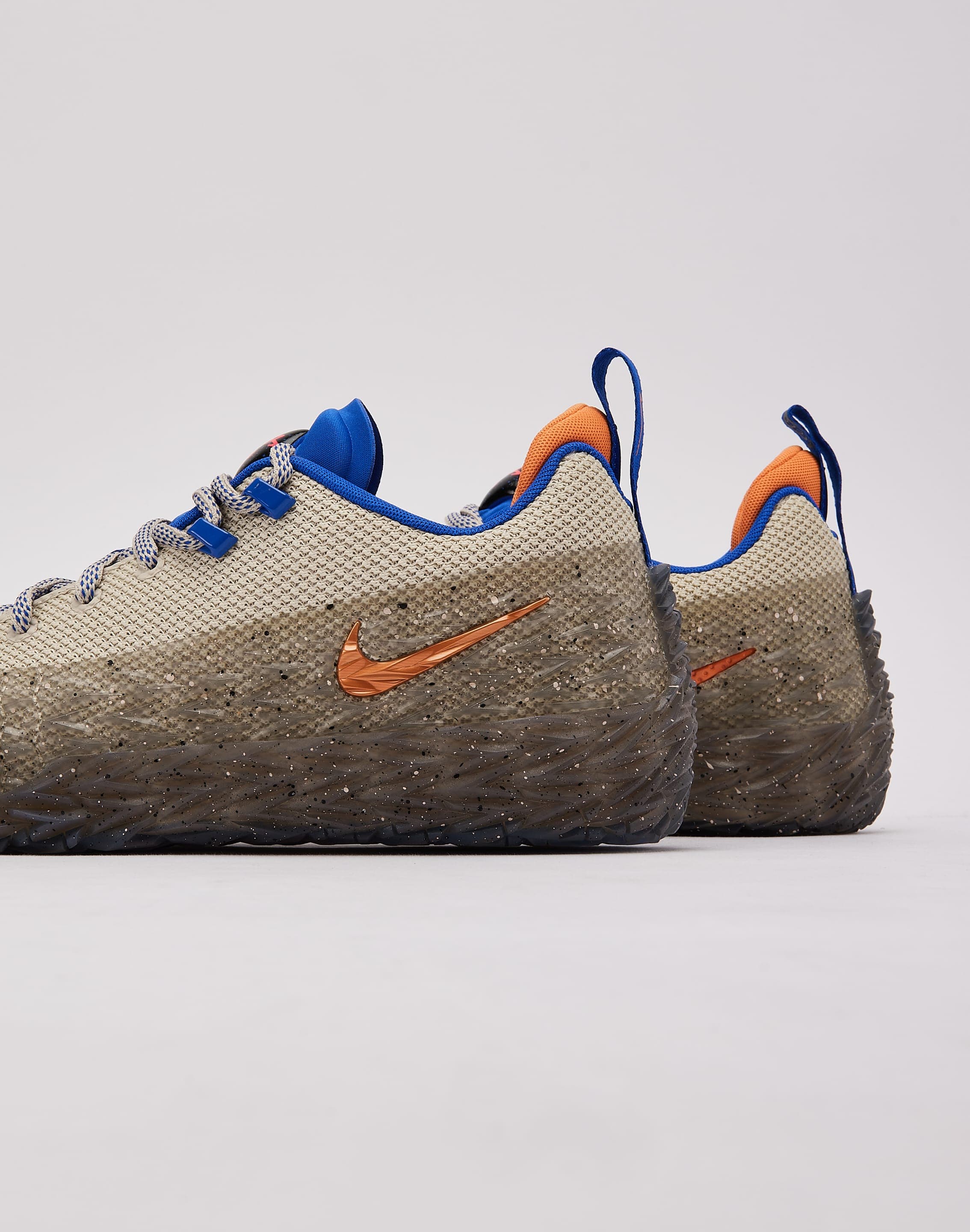 Photo of Nike S.T. Charge PE