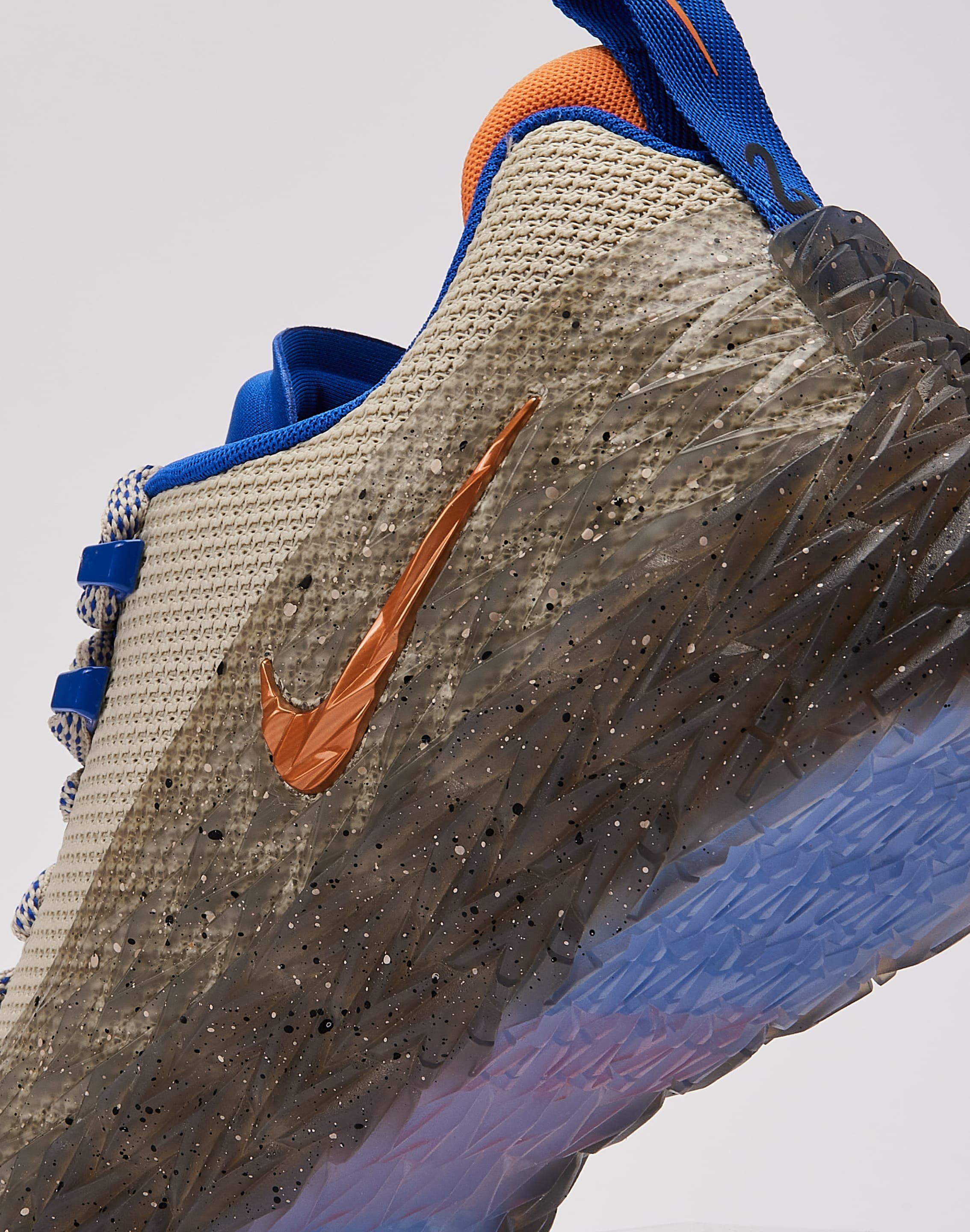 Photo of Nike S.T. Charge PE
