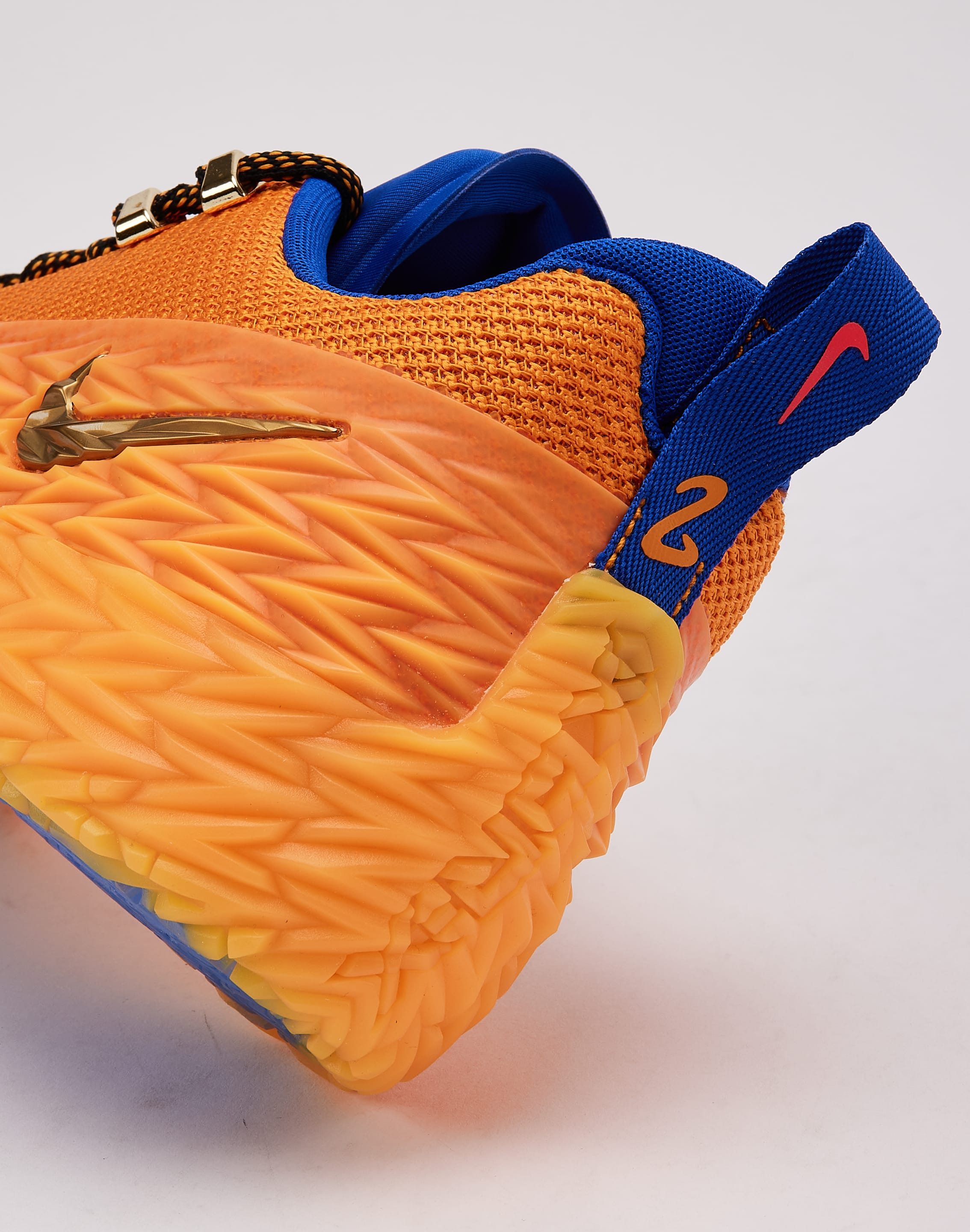 Nike ST Charge 'Detroit Tough' – DTLR