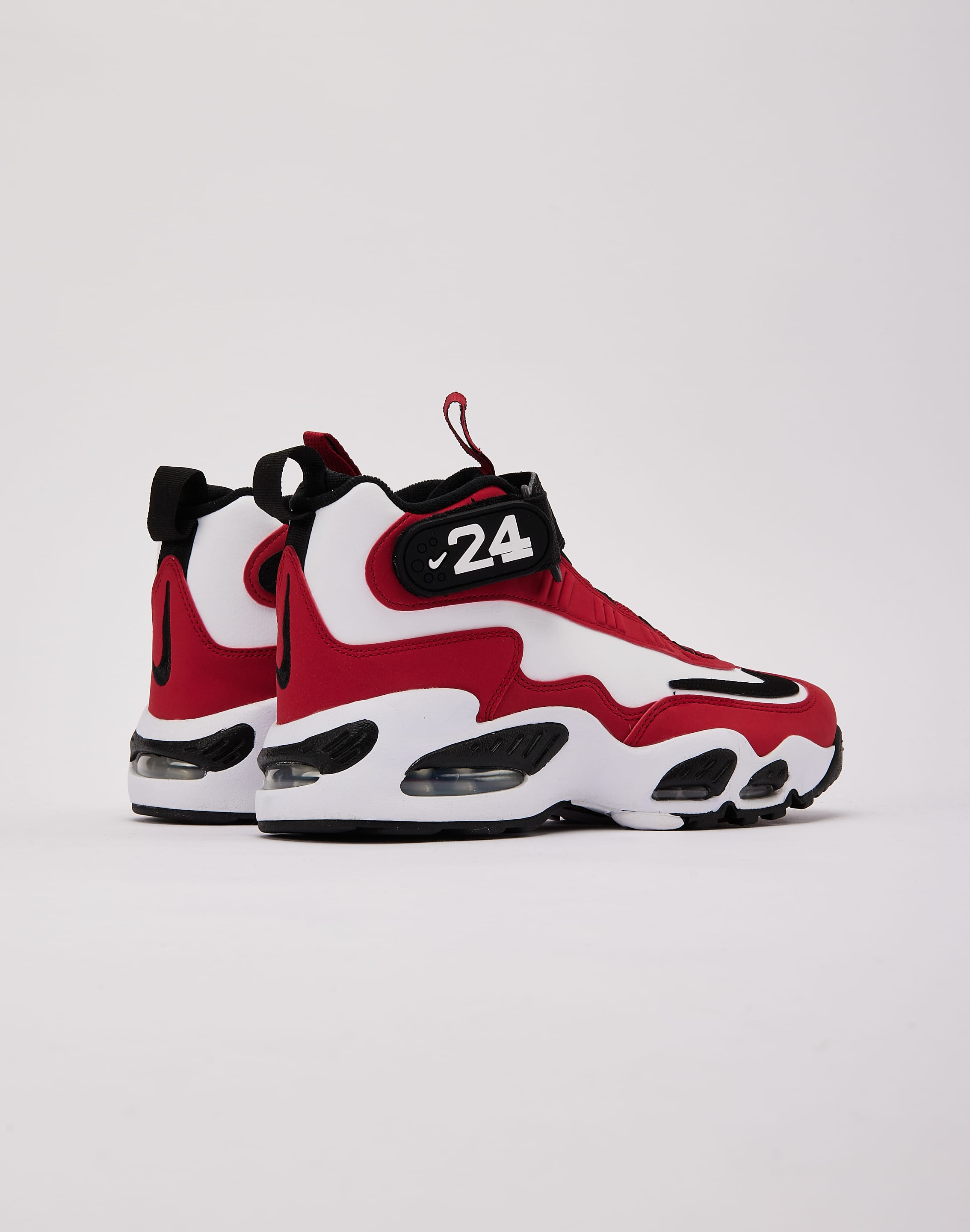 Photo of Nike Air Griffey Max 1 'Cincinnati Reds' Grade-School