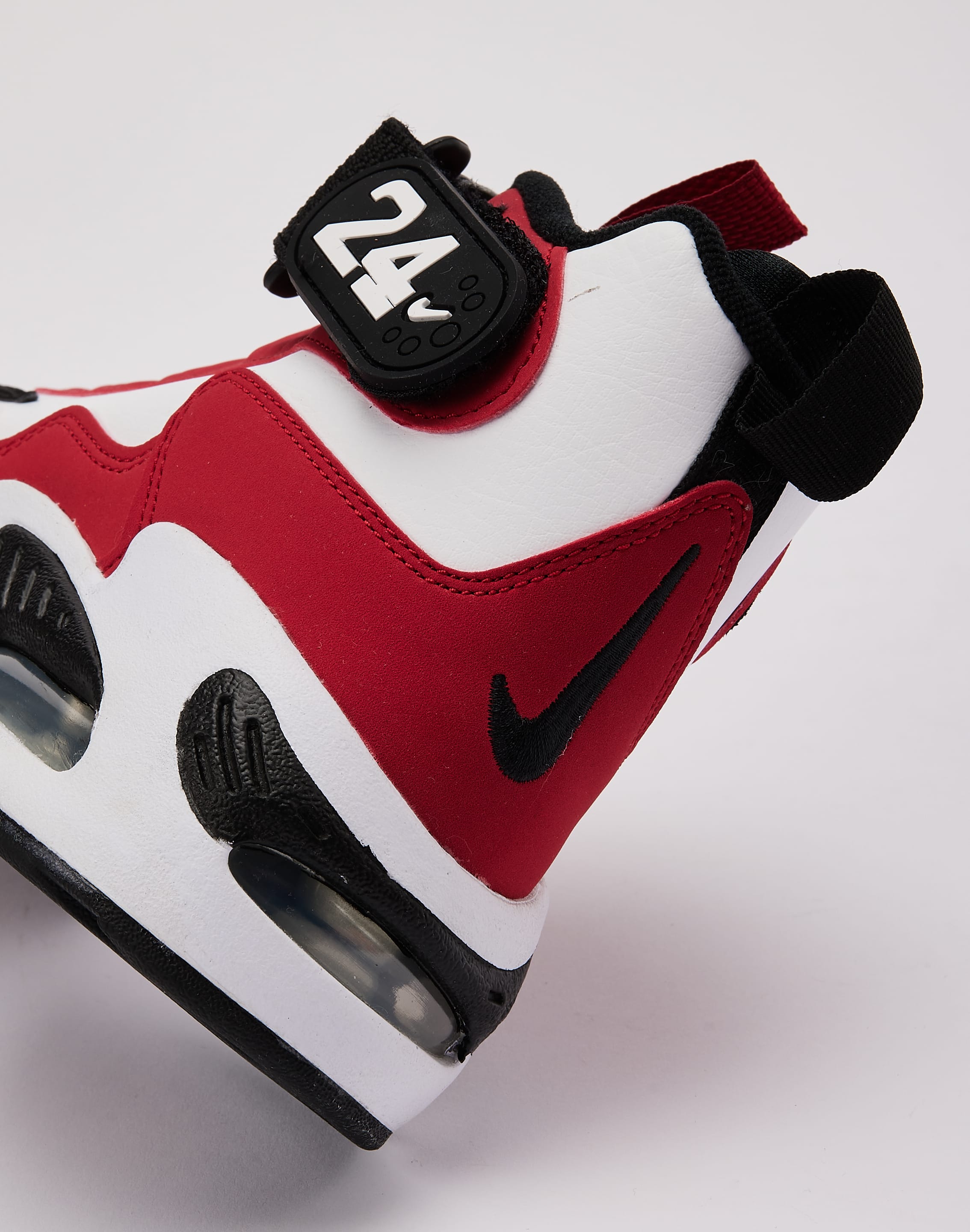 Photo of Nike Air Griffey Max 1 'Cincinnati Reds' Grade-School