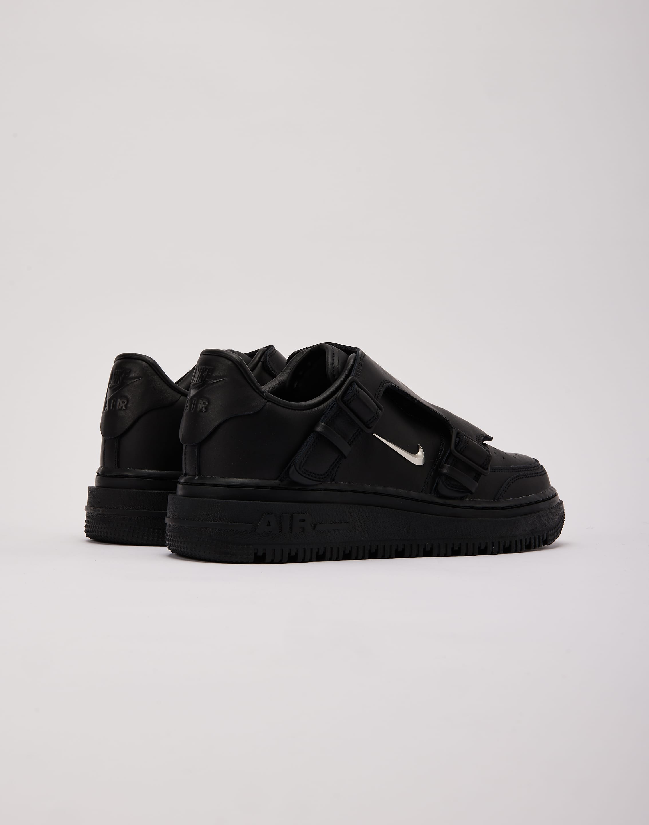 Photo of Nike Air Force 1 Low LX