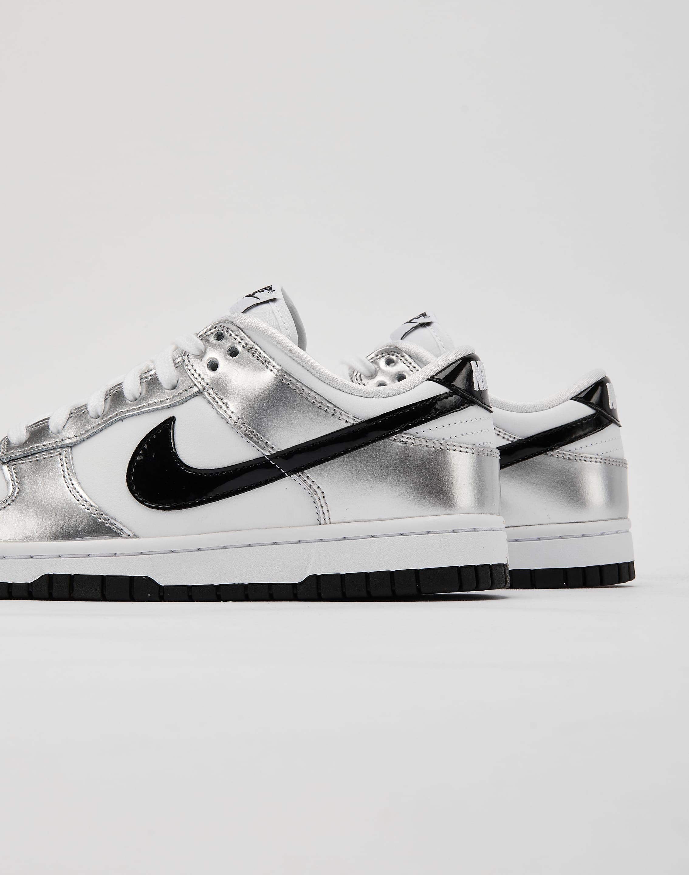 Nike Dunk Low SE, image 6 of 6